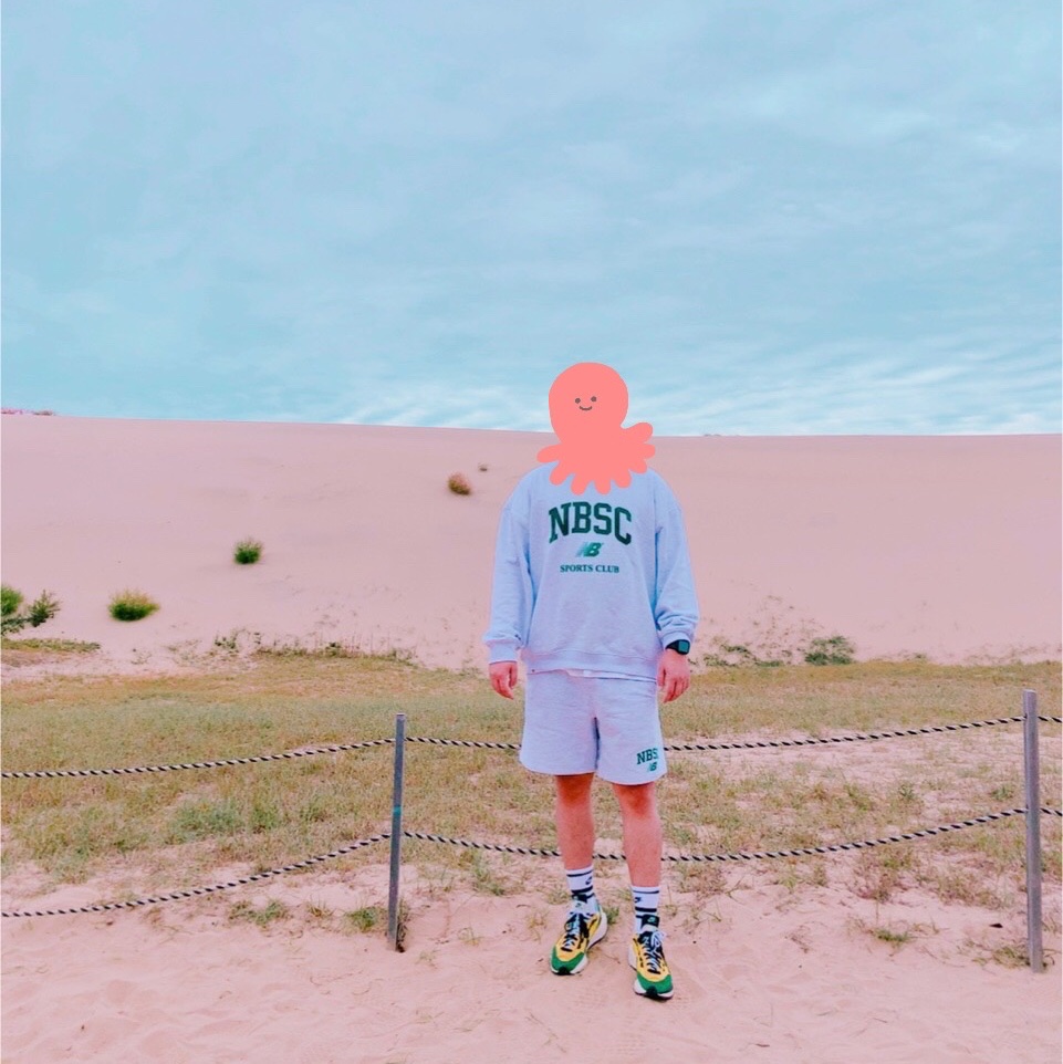 Nike x Sacai VaporWaffle Tour Yellow & Gorge Green Sail 착용 스타일