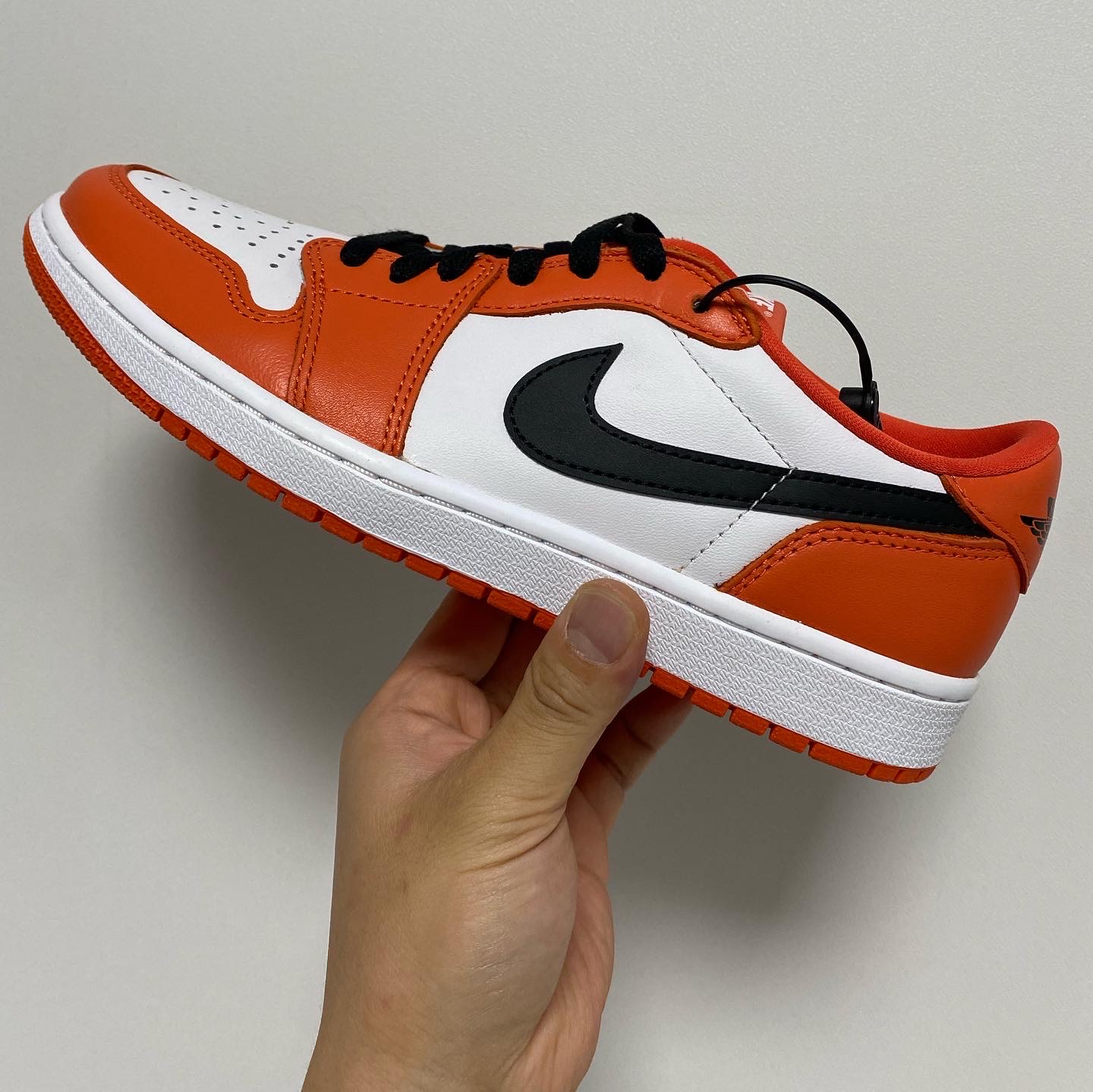 Jordan 1 Low OG Starfish, (W) Jordan 1 Low OG Starfish 착용 스타일 - 2