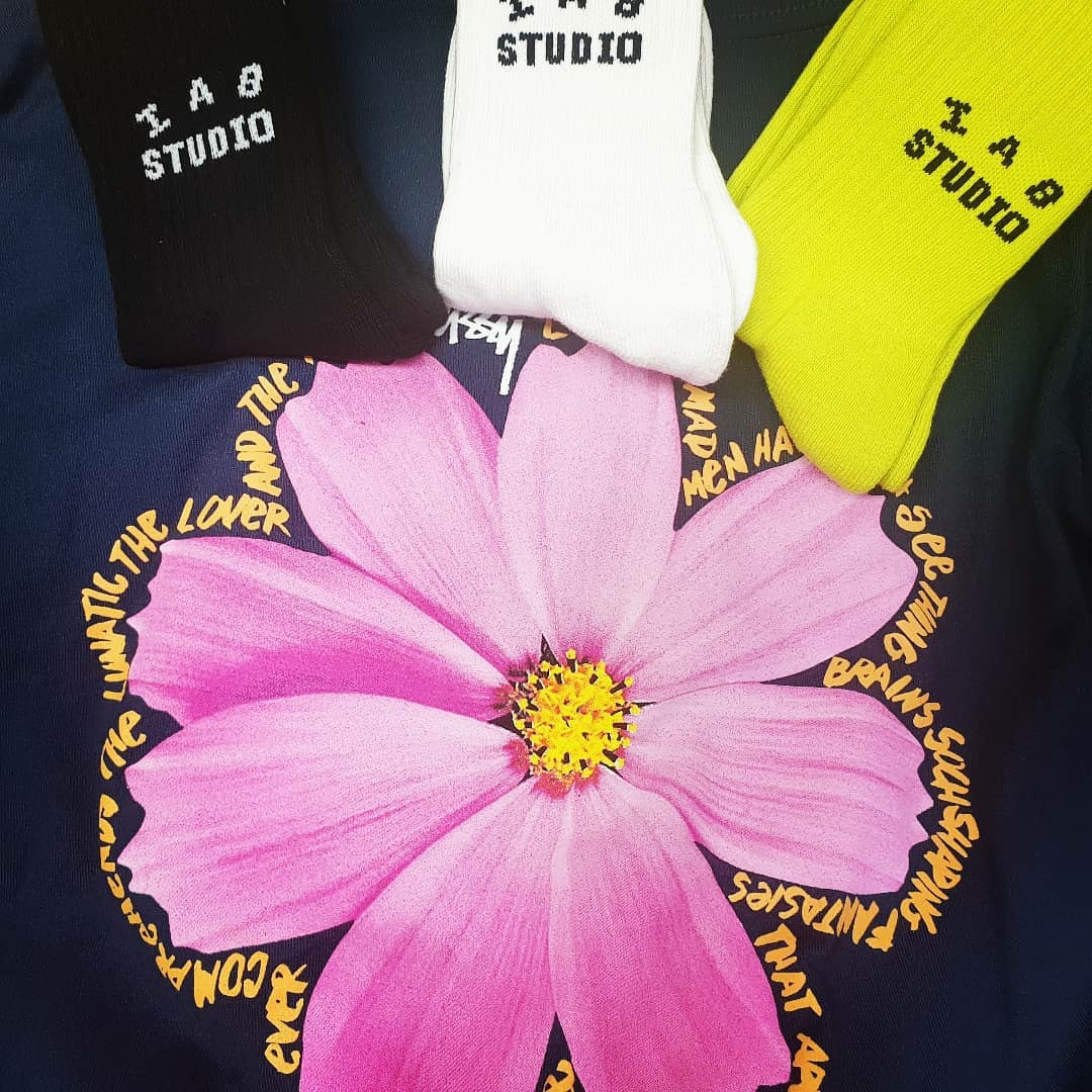 IAB Studio Lime Black White Socks (3 Pack), Stussy Cosmos T-Shirt Navy 착용 스타일