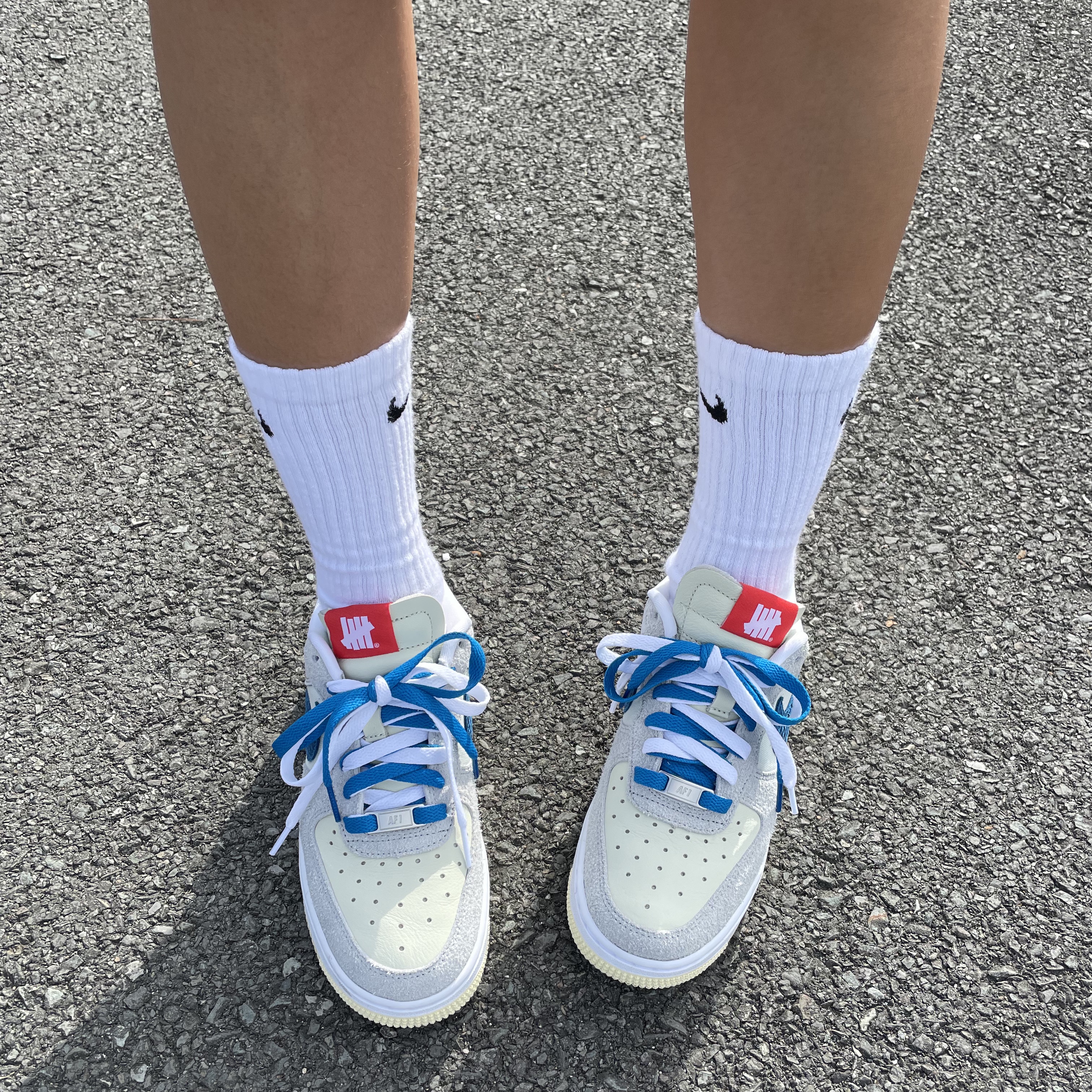 Nike x Undefeated Air Force 1 Low SP 5 On It 착용 스타일