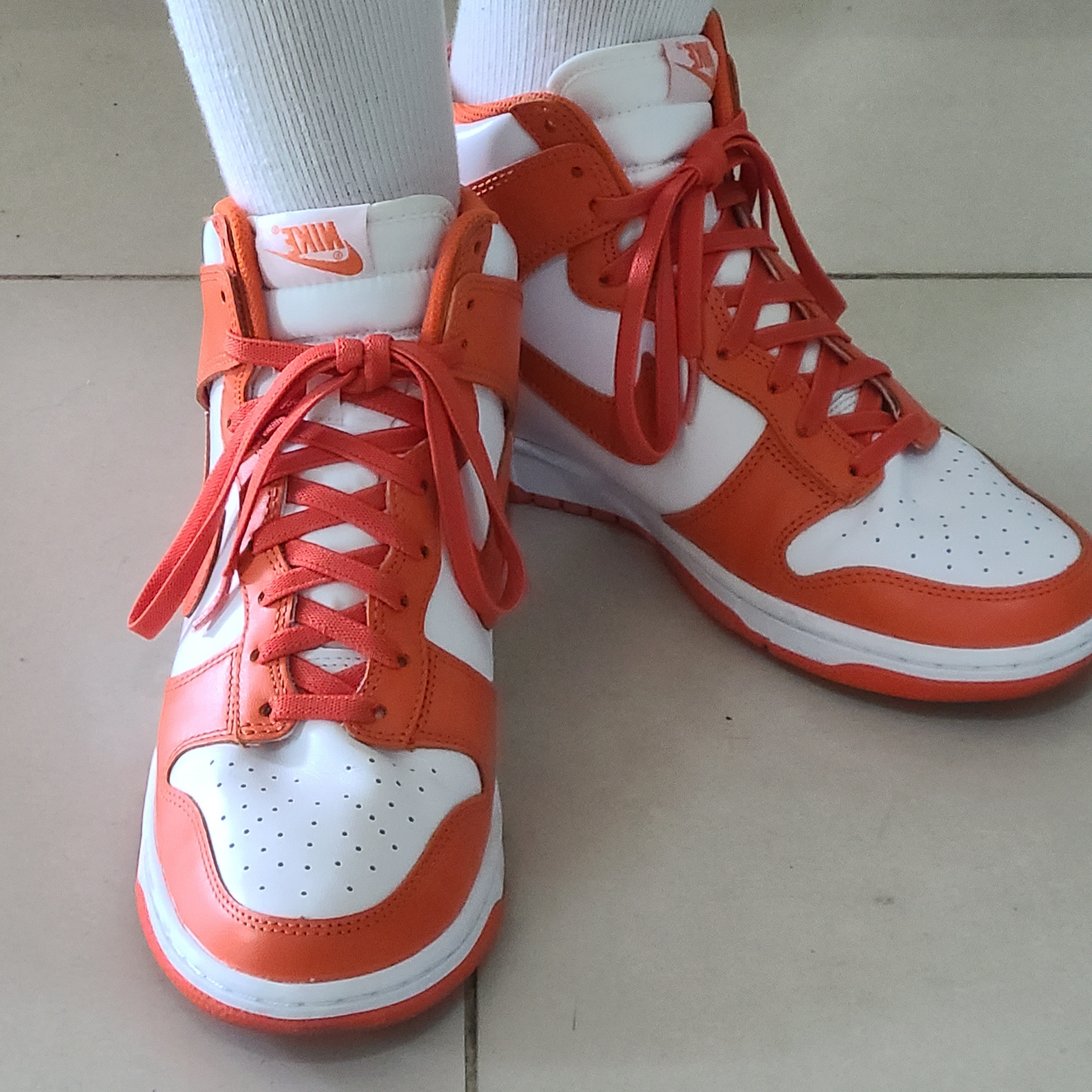 Nike Dunk High Retro Orange Blaze 착용 스타일