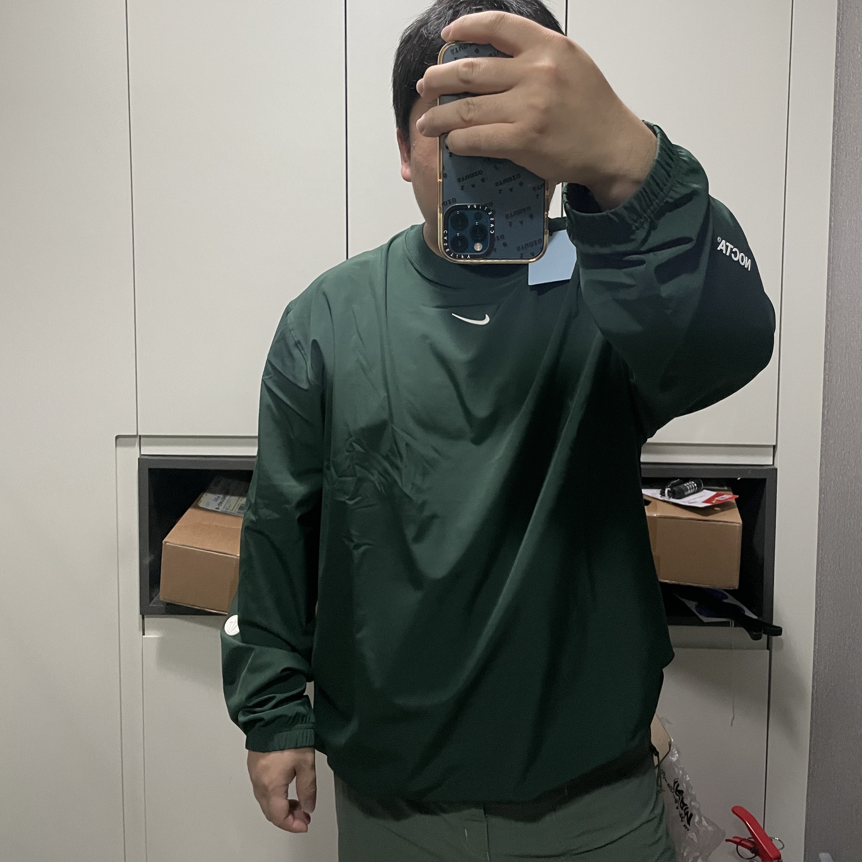 Nike x Drake Nocta Golf Crewneck Top Green - US/EU, Casetify x IAB Studio iPhone Pattern Logo Case Clear 착용 스타일 - 1