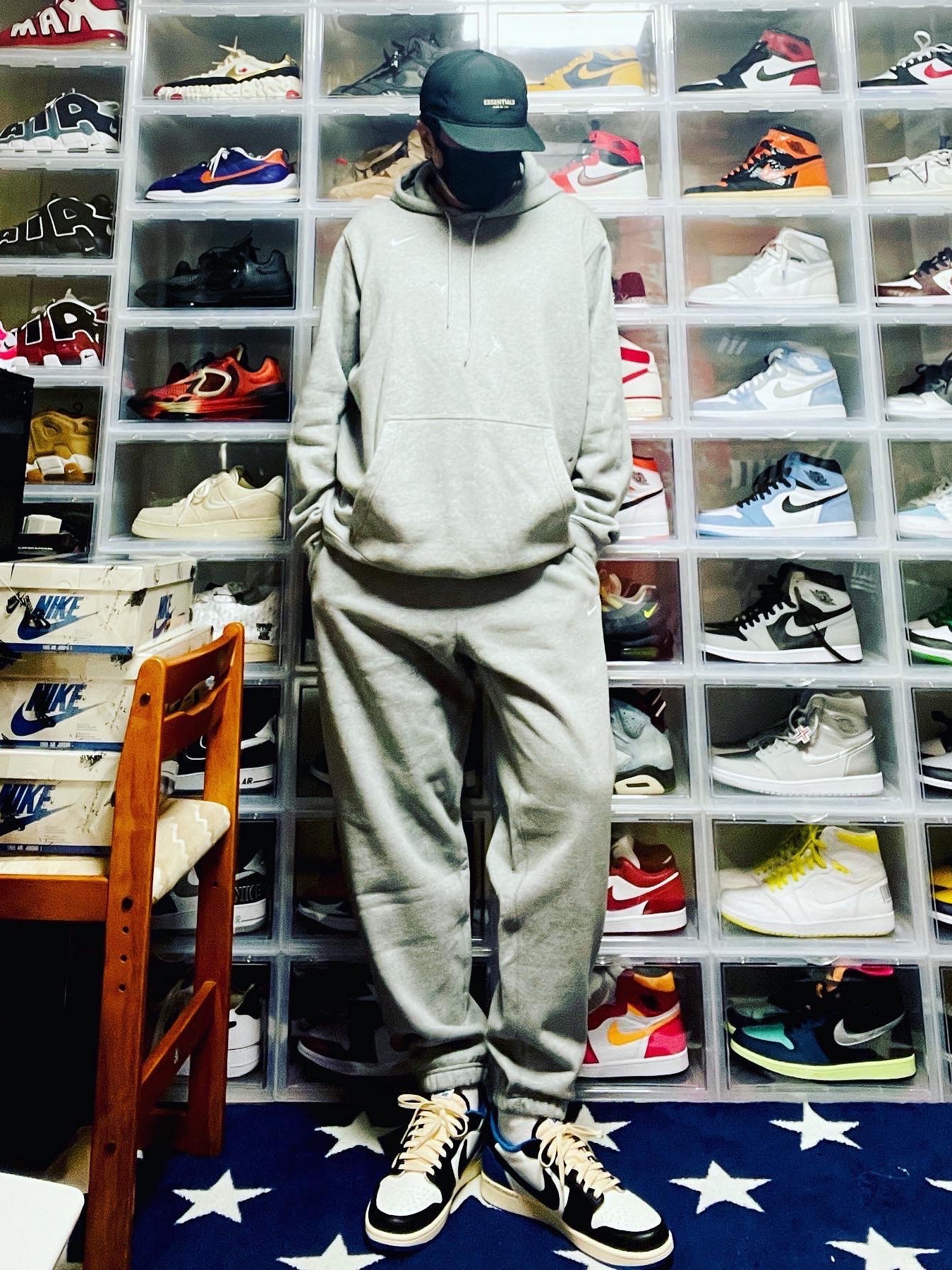 Nike NRG Solo Swoosh Fleece Pants Dark Grey Heather - Asia, Jordan 1 x Travis Scott x Fragment Retro Low OG SP Military Blue 착용 스타일