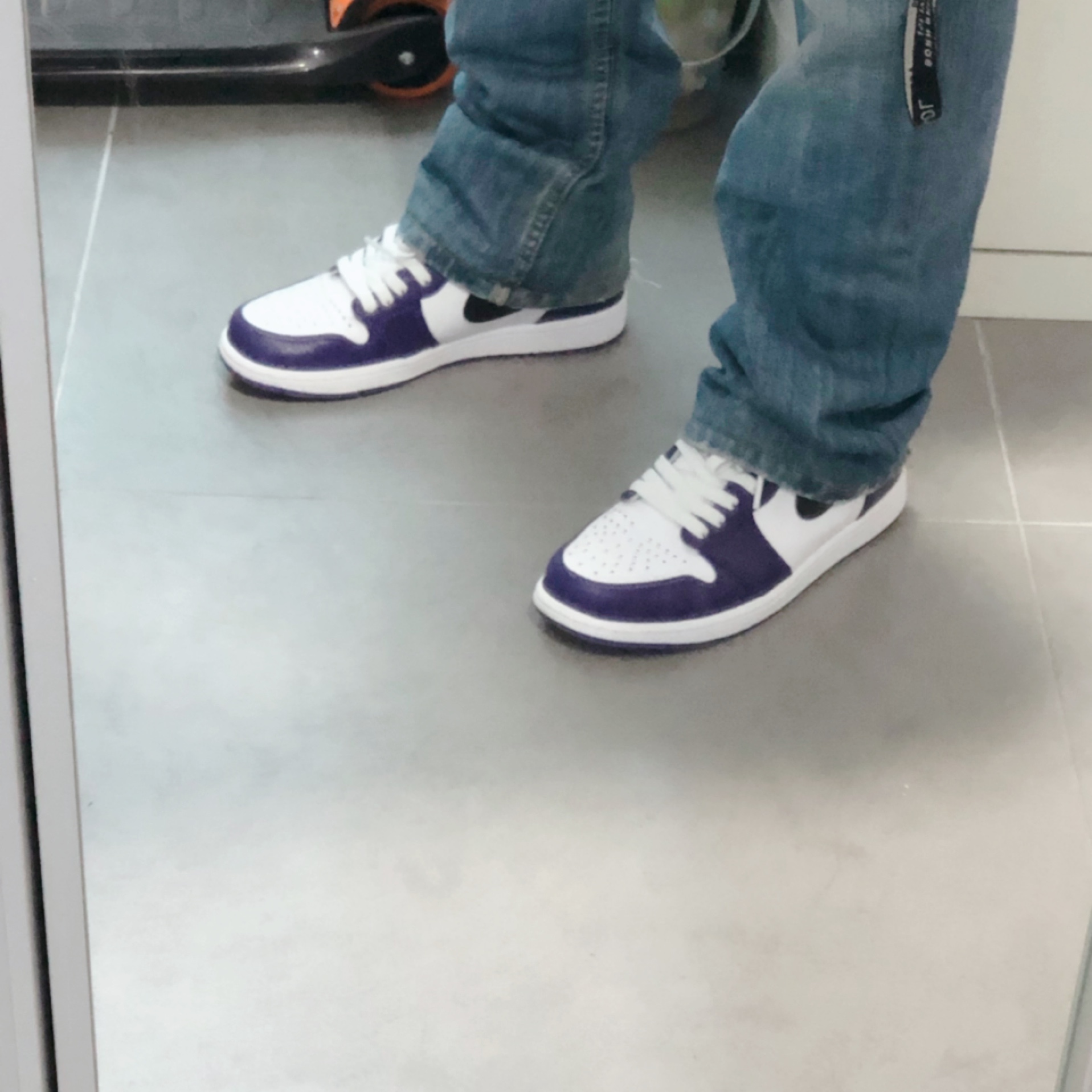Jordan 1 Retro High OG Court Purple 2020 착용 스타일 - 3