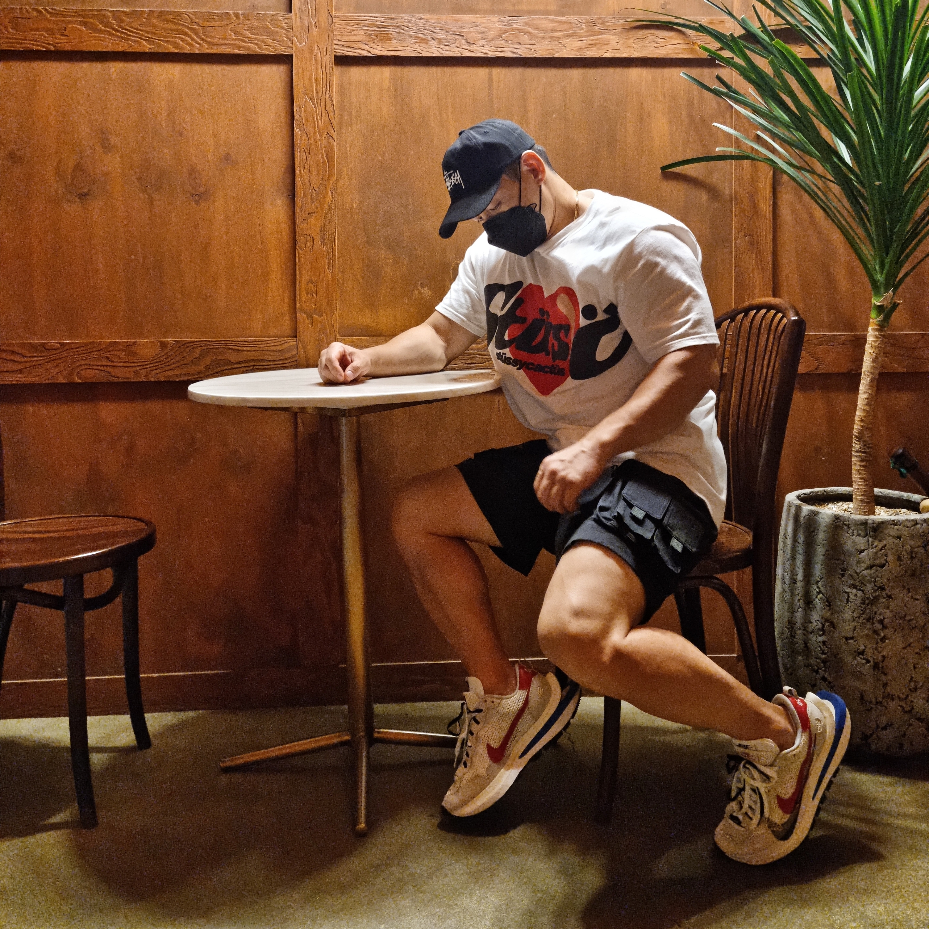Stussy x Cactus Plant Flea Market Heart T-Shirt, Nike ACG Cargo Shorts Black - Asia 착용 스타일