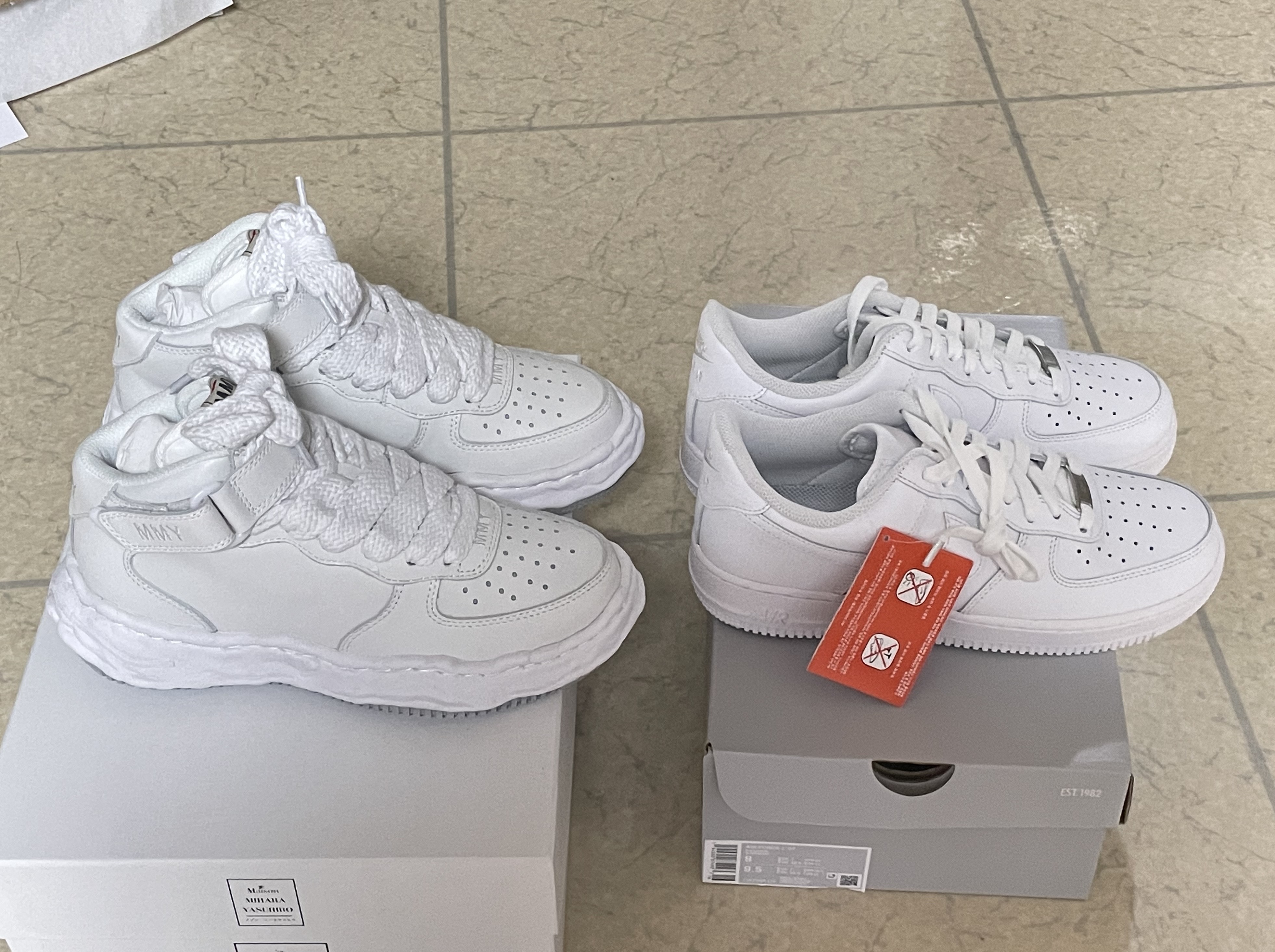 Maison Mihara Yasuhiro Wayne OG Sole Leather High-top Sneakers White 착용 스타일 - 2
