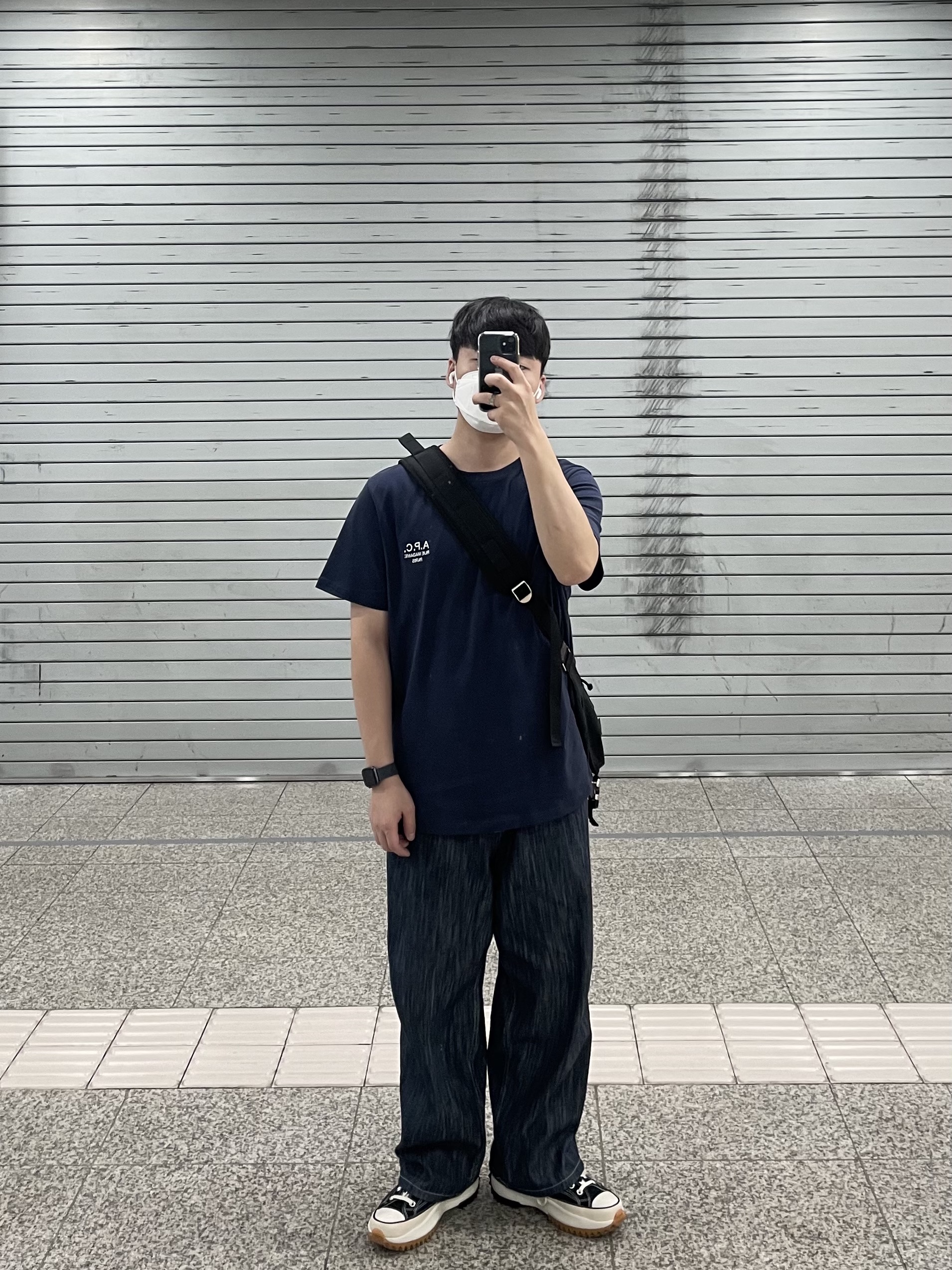 Converse x JW Anderson Run Star Hike Hi Black 착용 스타일