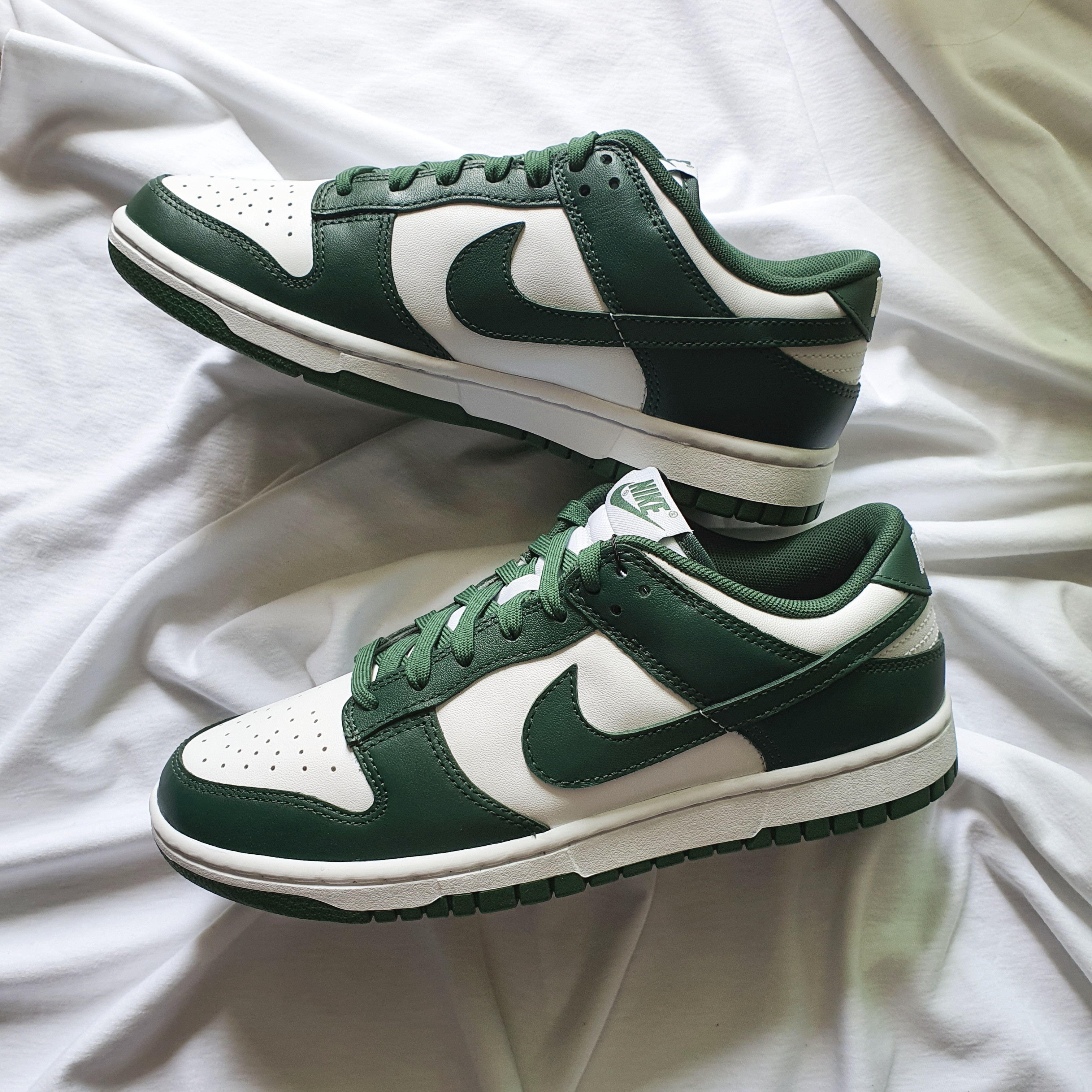 Nike Dunk Low Retro Varsity Green 착용 스타일 - 1