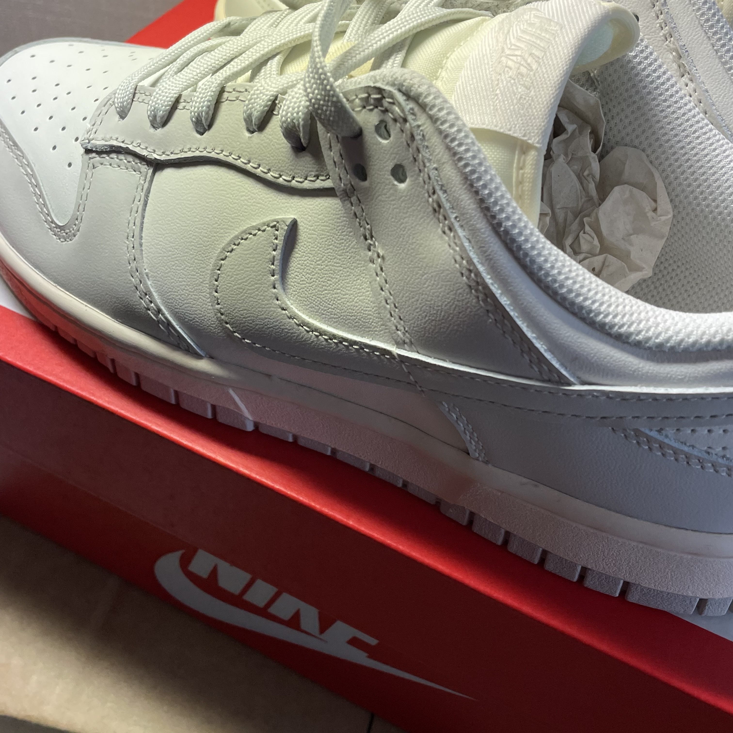 (W) Nike Dunk Low Light Bone 착용 스타일 - 2