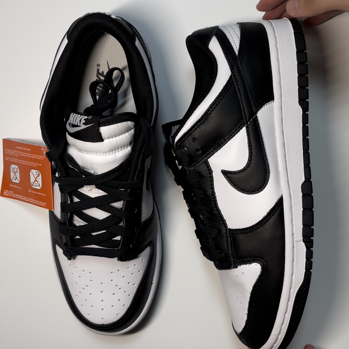 Nike Dunk Low Retro Black 착용 스타일 - 1
