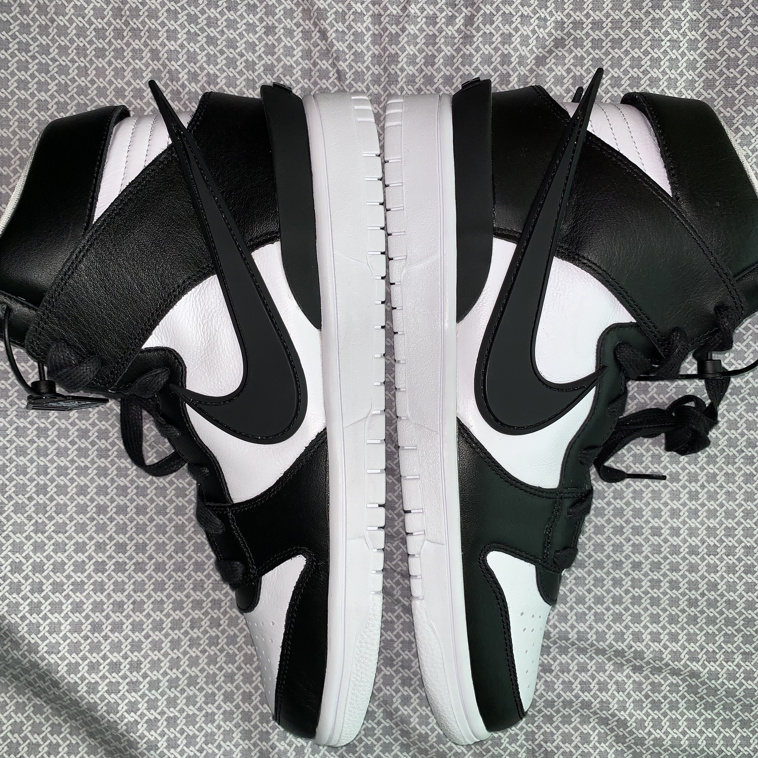 Nike x Ambush Dunk High Black 착용 스타일 - 1