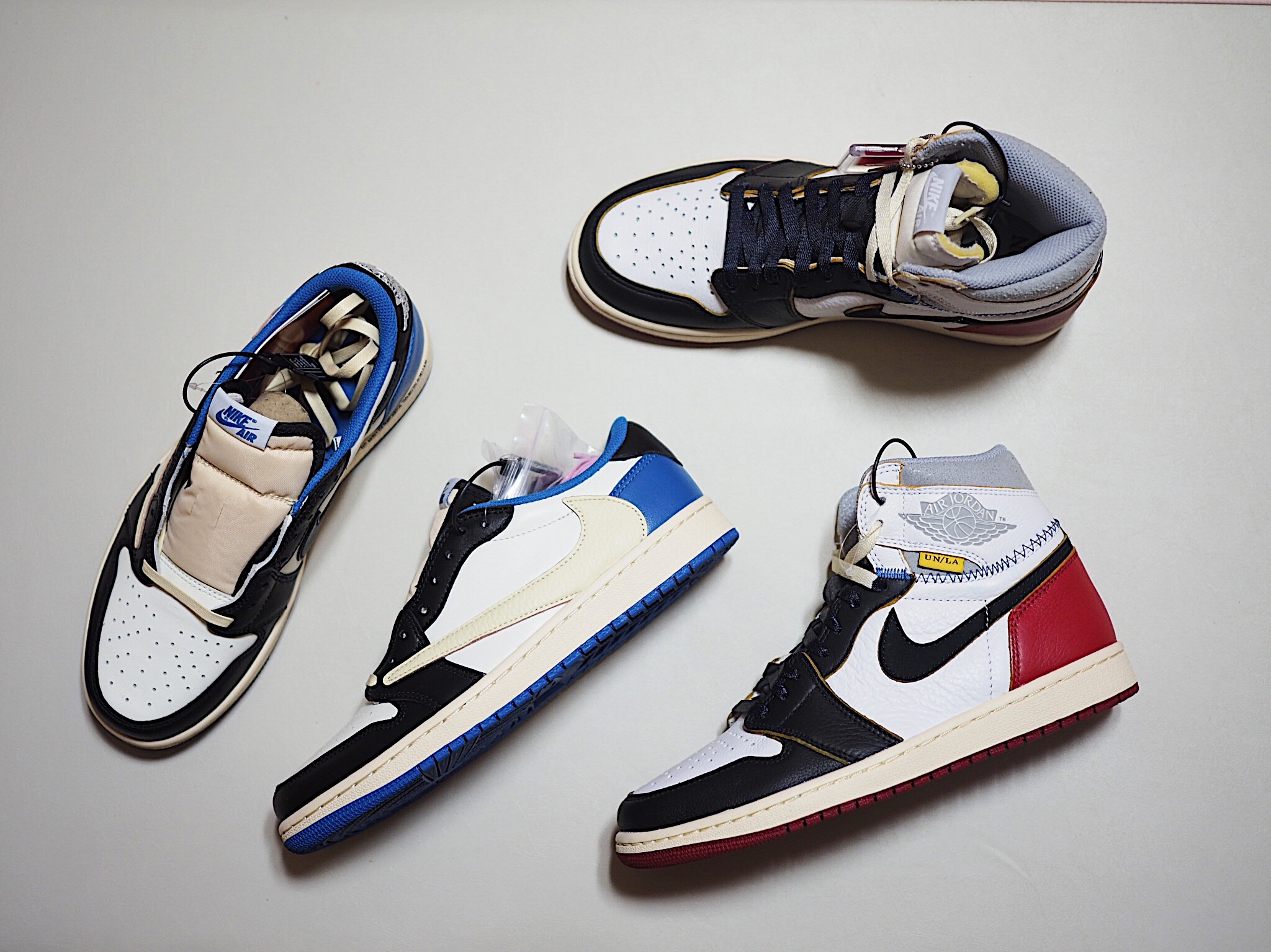 Jordan 1 x Travis Scott x Fragment Retro Low OG SP Military Blue, Jordan 1 x Union Retro High Black Toe 착용 스타일 - 1