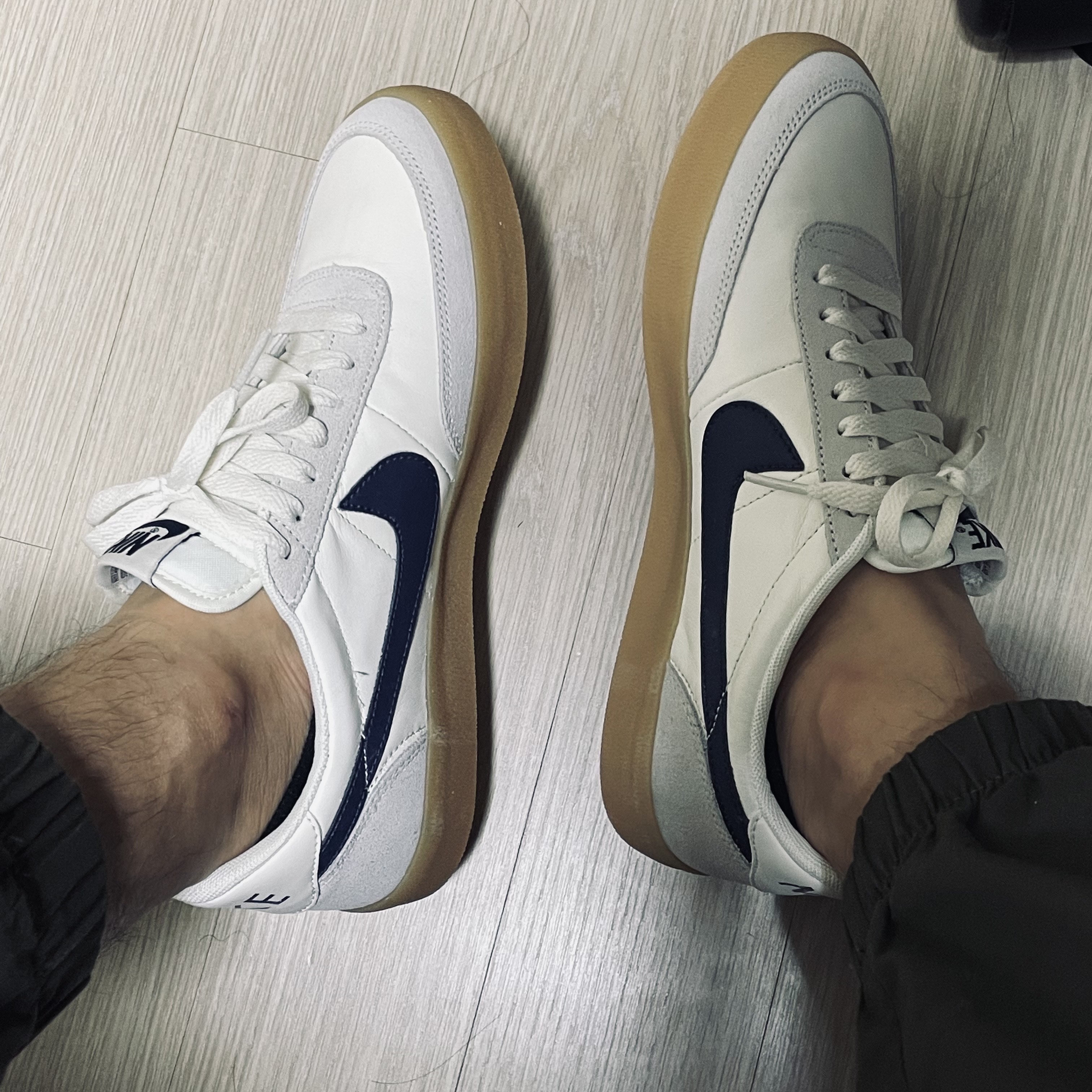 Nike x J.Crew Killshot 2 Sail Midnight Navy 착용 스타일