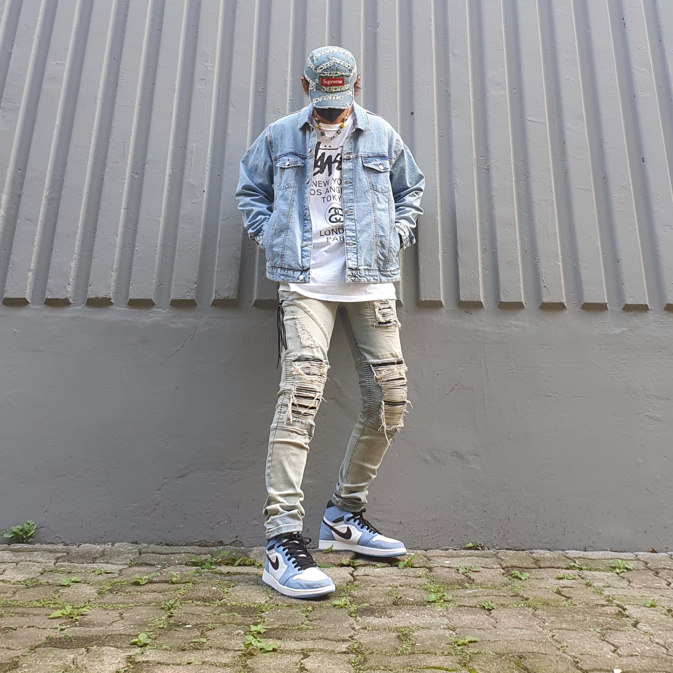 Supreme Frayed Logos Denim Camp Cap Blue - 21SS, Jordan 1 Retro High OG University Blue 착용 스타일