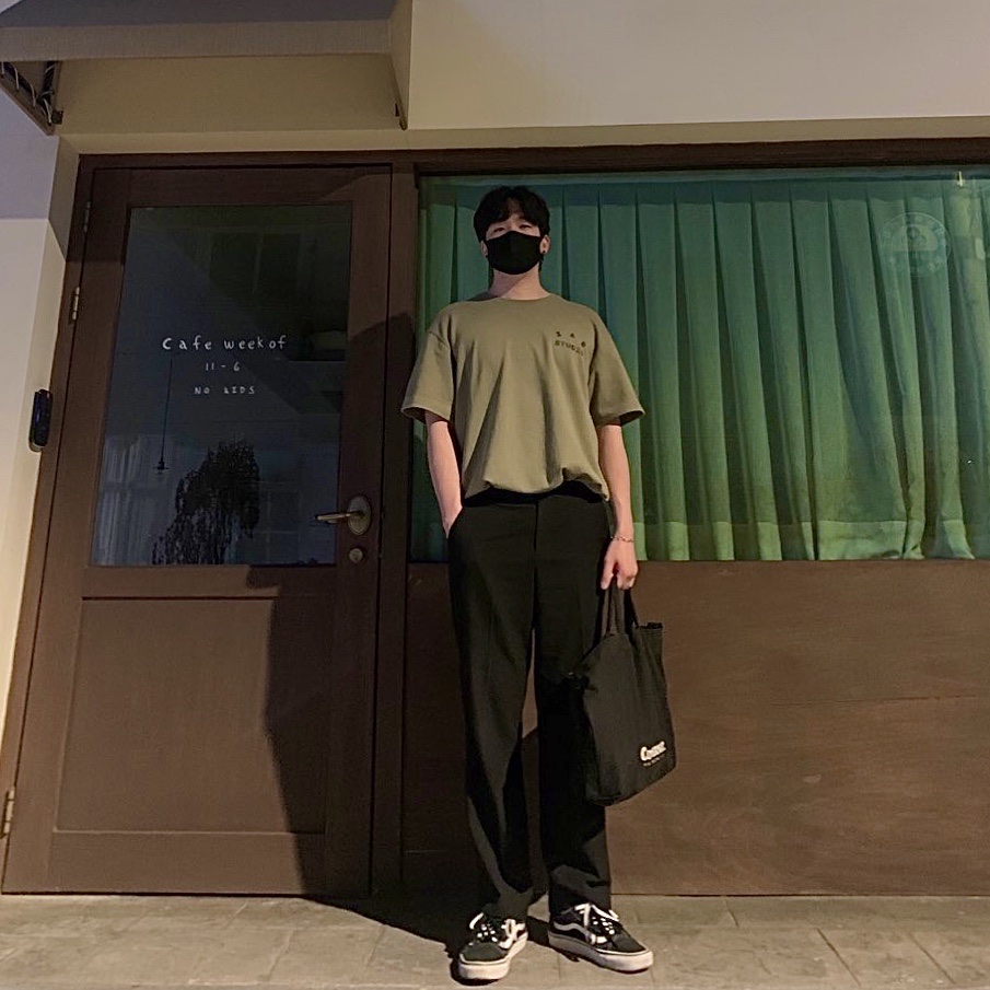IAB Studio T-Shirt Olive Green, Vans Old Skool 36 DX Anaheim Factory Black White 착용 스타일