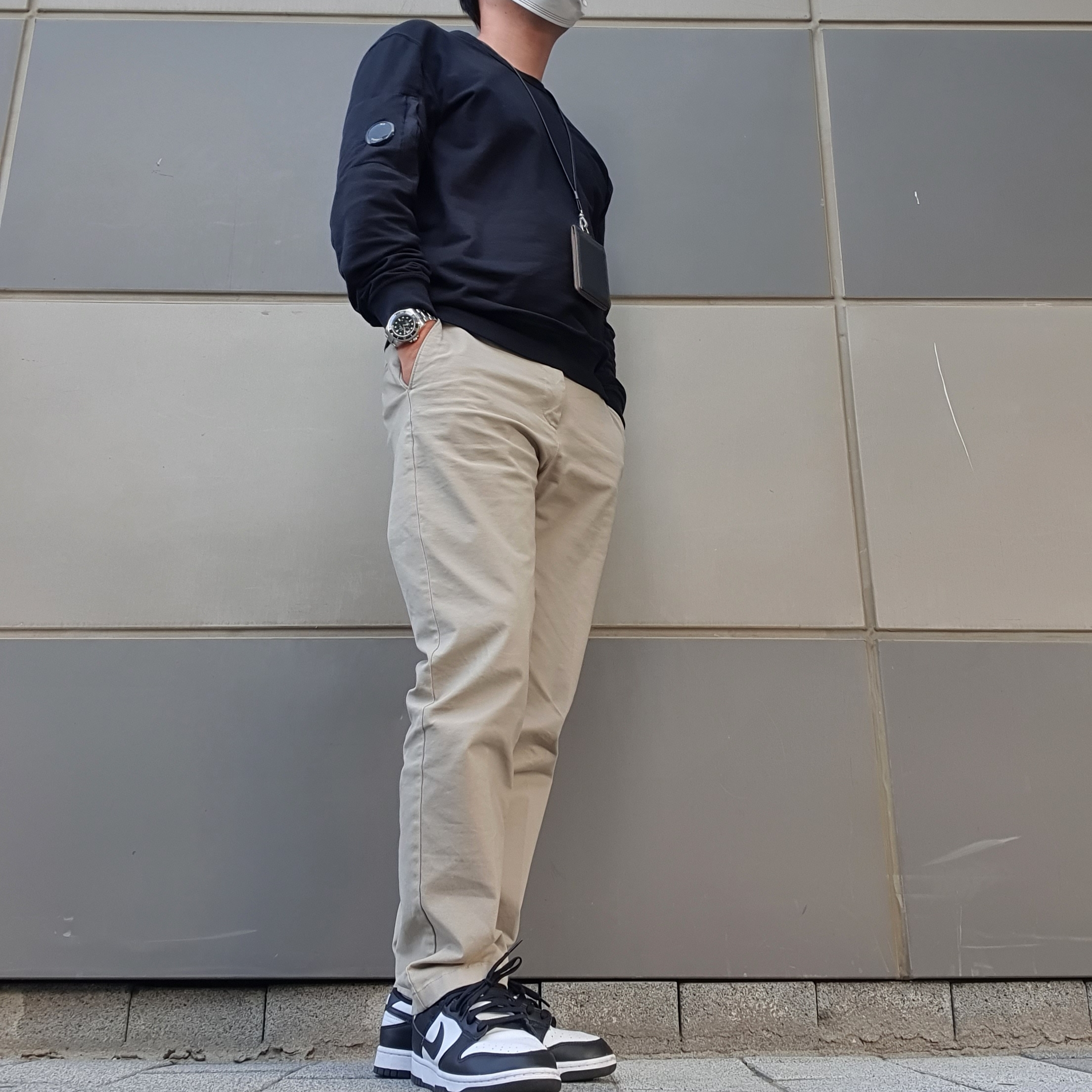 Nike Dunk Low Retro Black, C.P. Company Diagonal Raised Fleece Crewneck Sweatshirt Navy - 22SS 착용 스타일