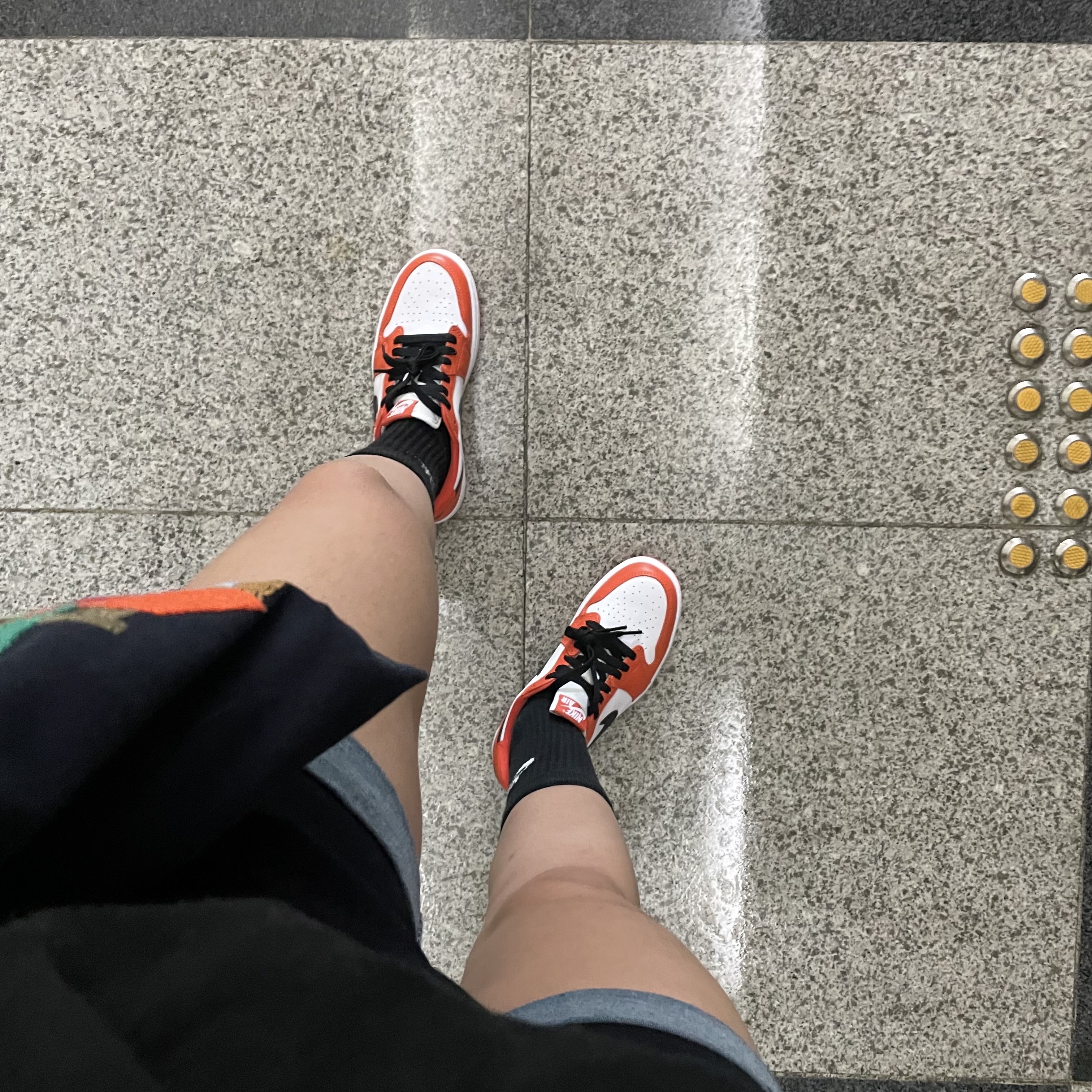 (W) Jordan 1 Low OG Starfish 착용 스타일 - 3
