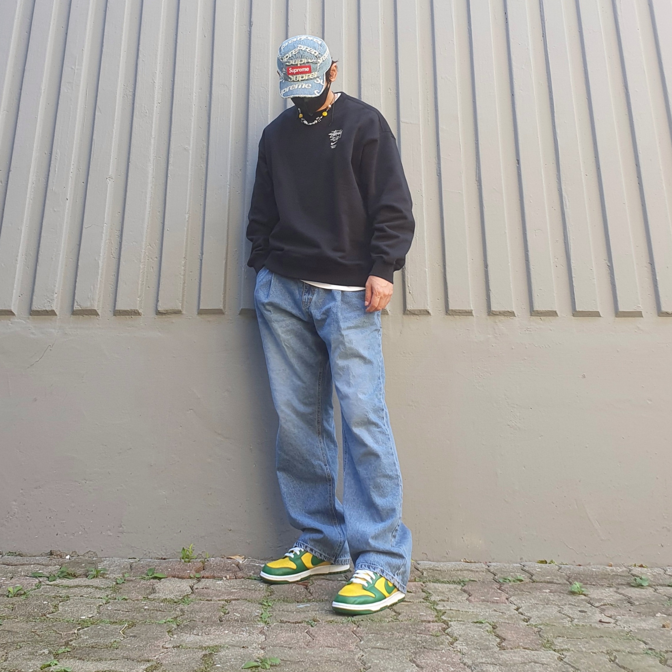 Supreme Frayed Logos Denim Camp Cap Blue - 21SS, Nike x Stussy NRG ZR Fleece Crewneck Black - US/EU 착용 스타일