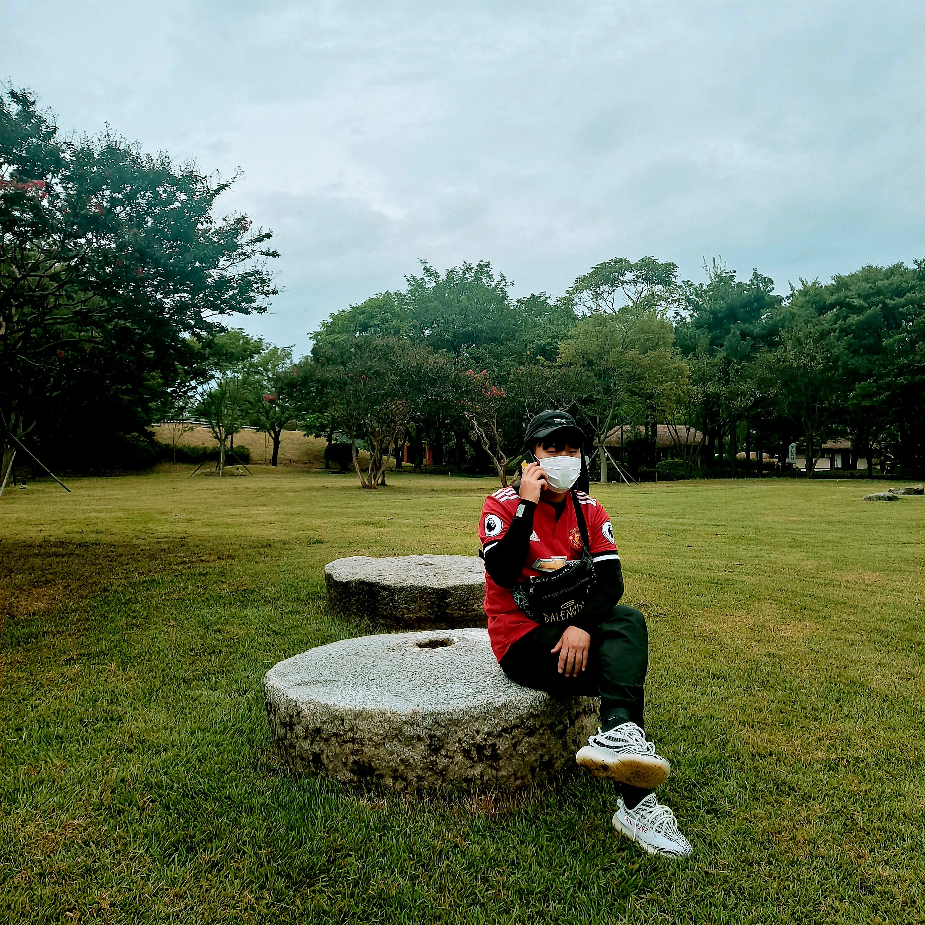 Adidas Yeezy Boost 350 V2 Zebra 2017/2019/2020 착용 스타일