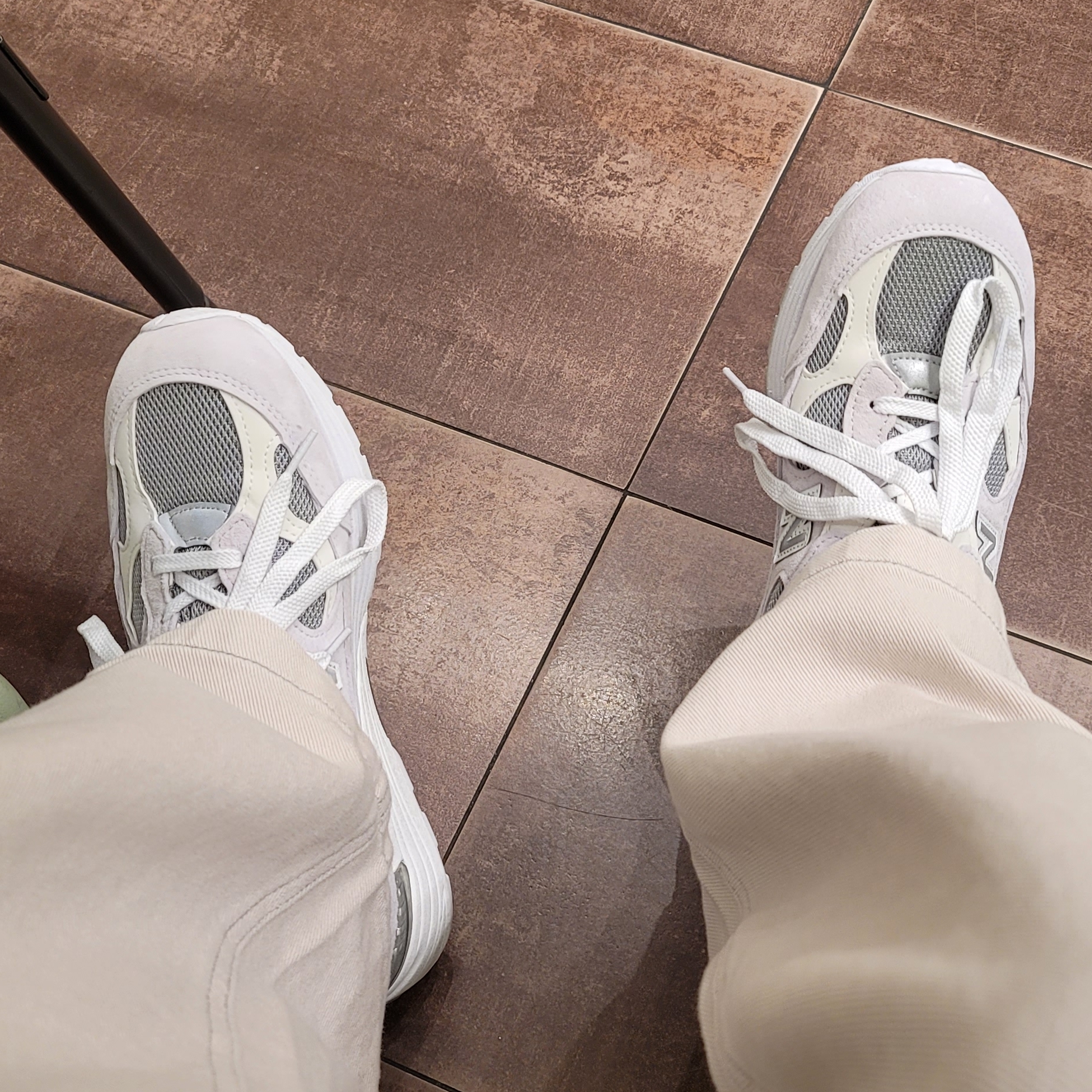New Balance 992 Made in USA White Silver 착용 스타일
