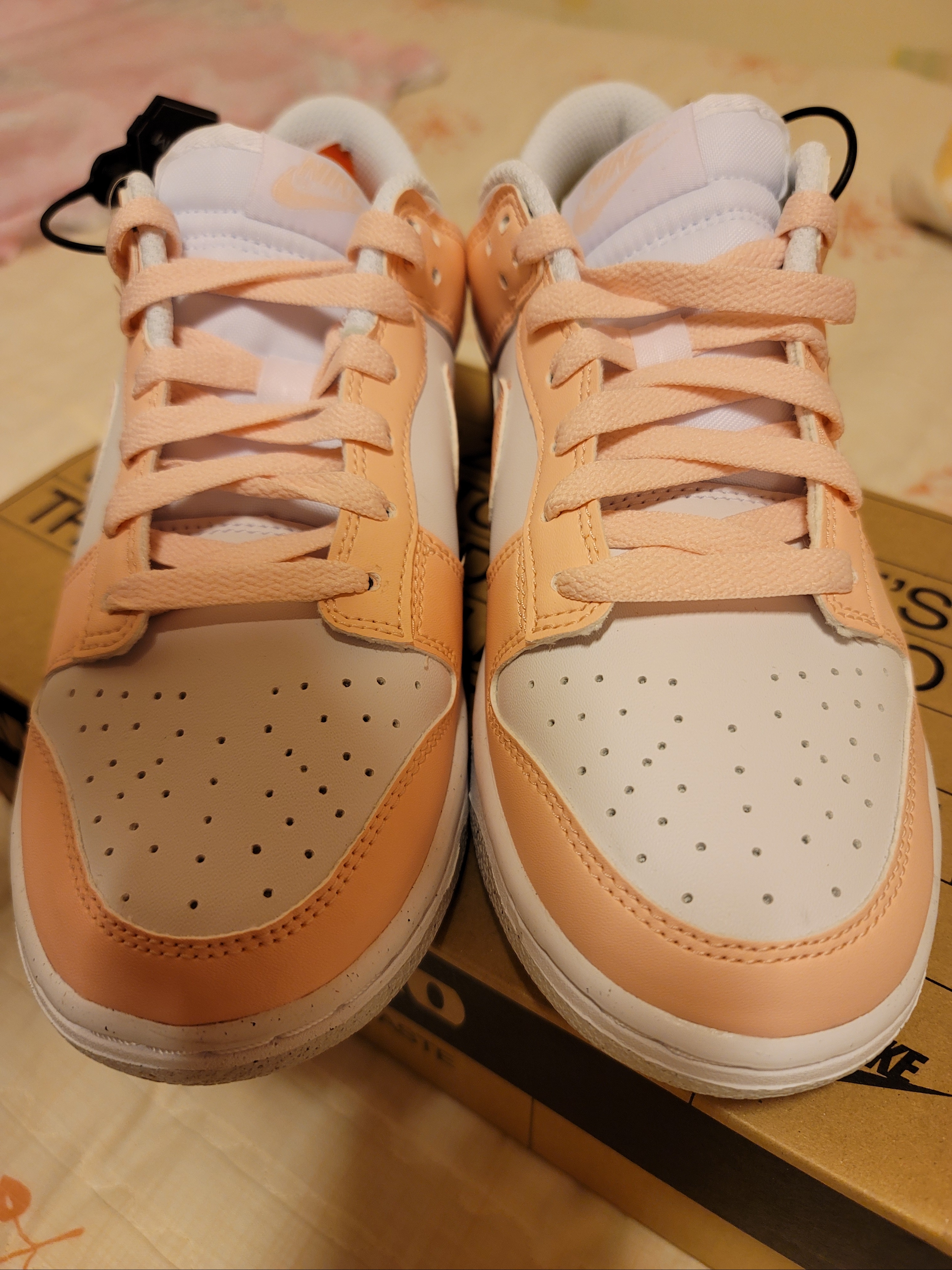 (W) Nike Dunk Low Next Nature Pale Coral 착용 스타일 - 2