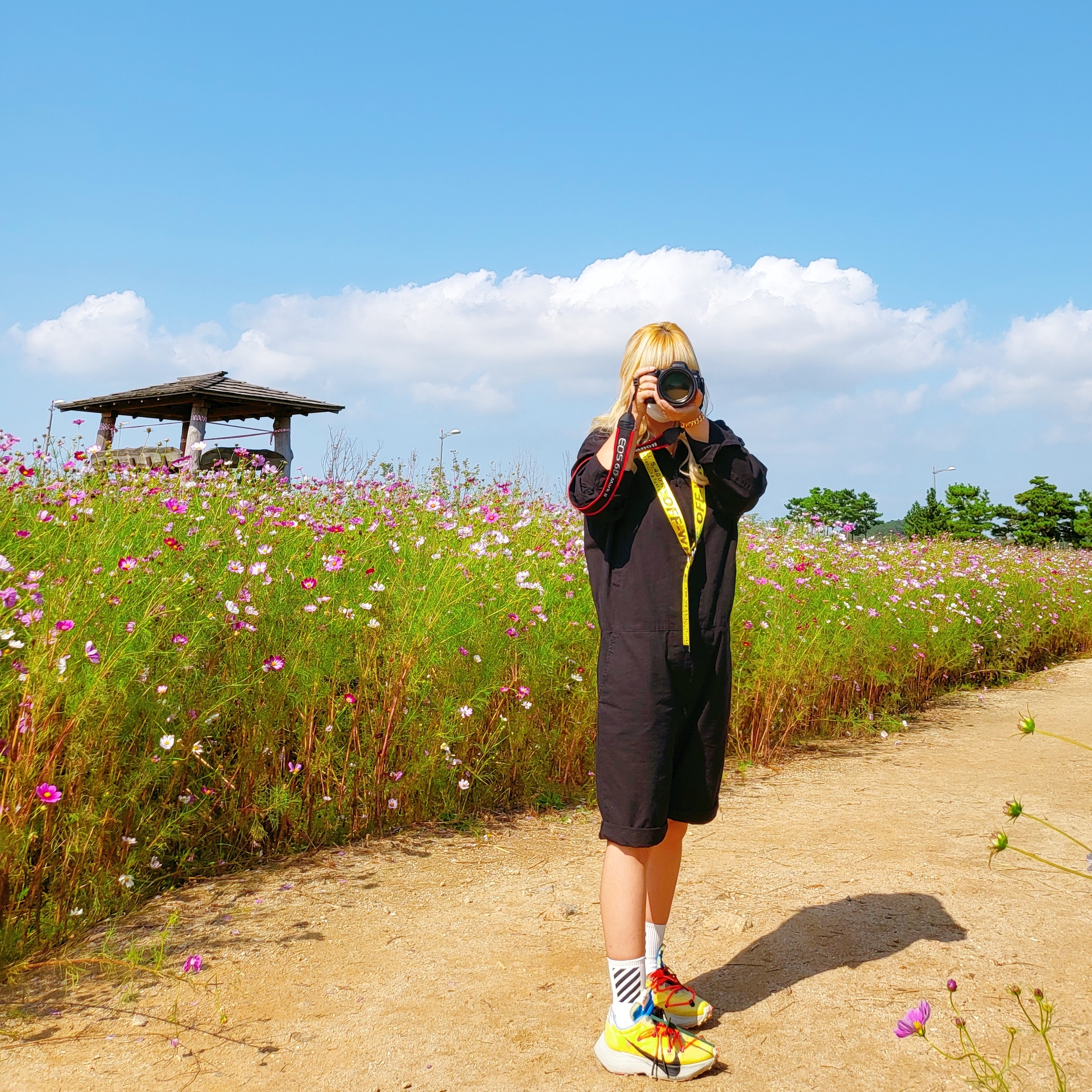 (W) Nike x Off-White Vapor Street Tour Yellow 착용 스타일 - 2