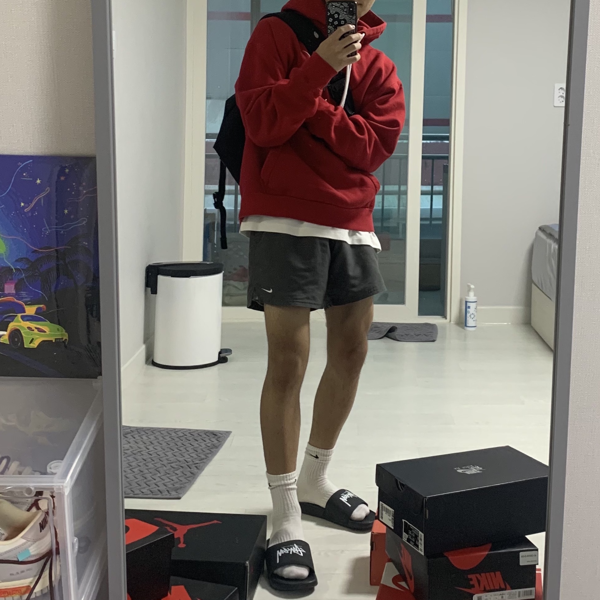 Nike x Stussy Benassi Slide Off Noir, Nike M NRG Hoodie Red 착용 스타일