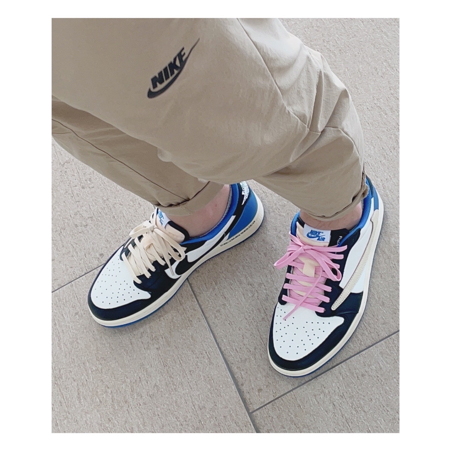 Jordan 1 x Travis Scott x Fragment Retro Low OG SP Military Blue 착용 스타일 - 1