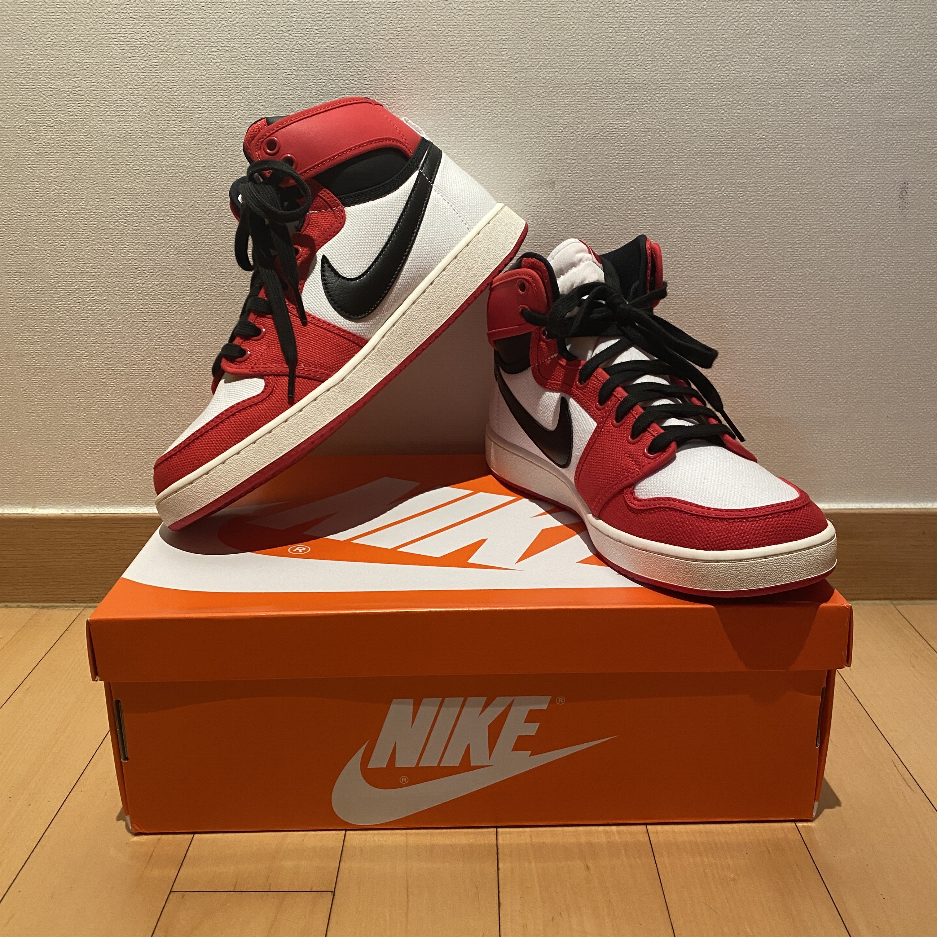 Jordan 1 KO Chicago 2021, Nike Dunk Low Retro Black 착용 스타일 - 1