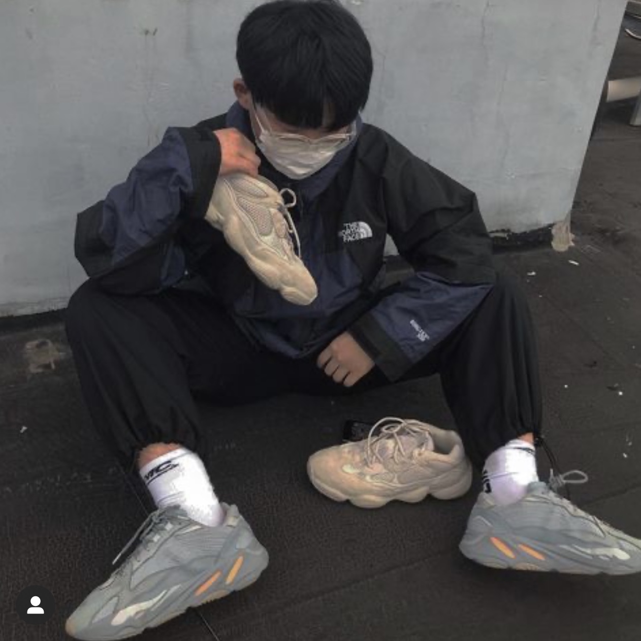 Adidas Yeezy 500 Blush 2018, Adidas Yeezy Boost 700 V2 Inertia 착용 스타일