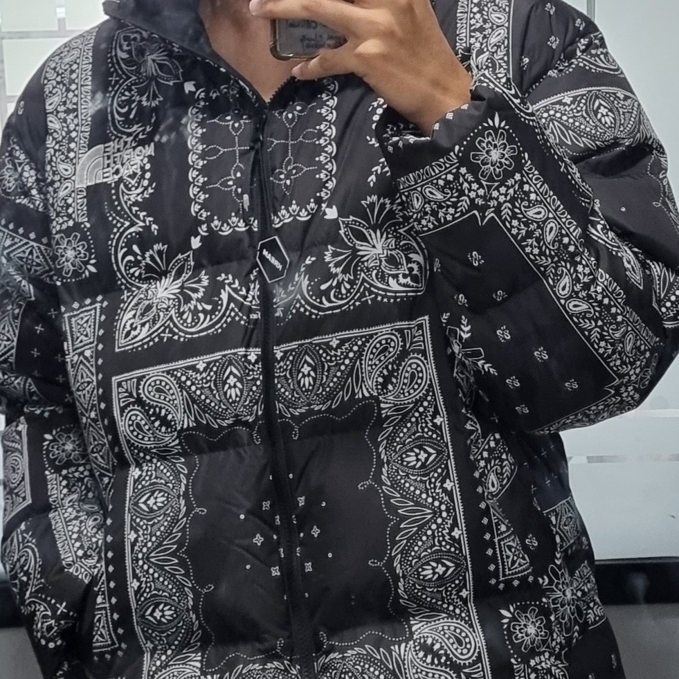 The North Face Lofty Down Jacket Black 착용 스타일