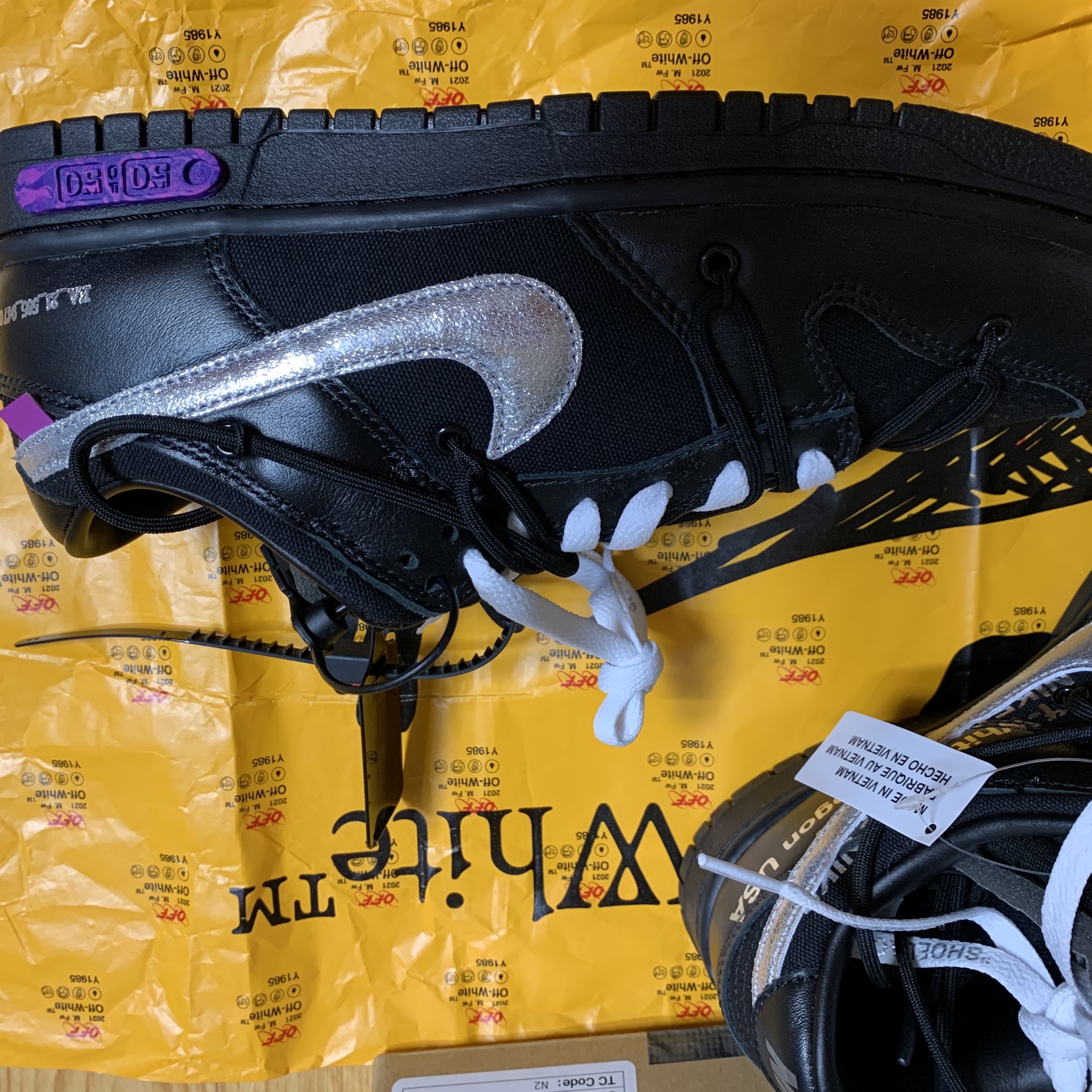 Nike x Off-White Dunk Low The 50 - Lot 50 착용 스타일 - 4