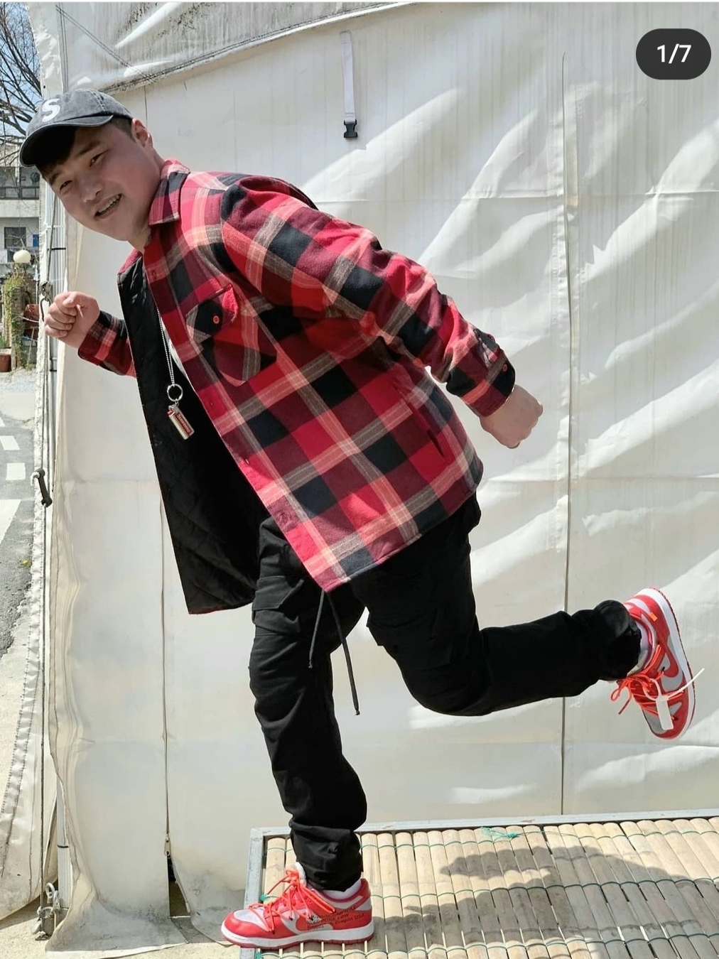 Nike x Off-White Dunk Low University Red 착용 스타일