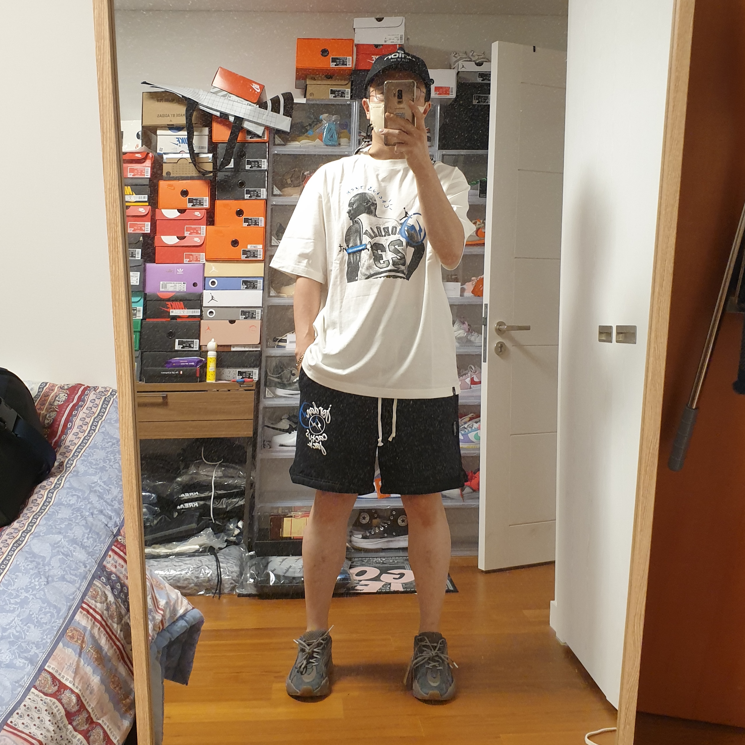 Jordan x Travis Scott x Fragment T-Shirt Sail (DJ0619-133), Jordan x Travis Scott x Fragment Shorts Black (DJ0617-010) 착용 스타일 - 2