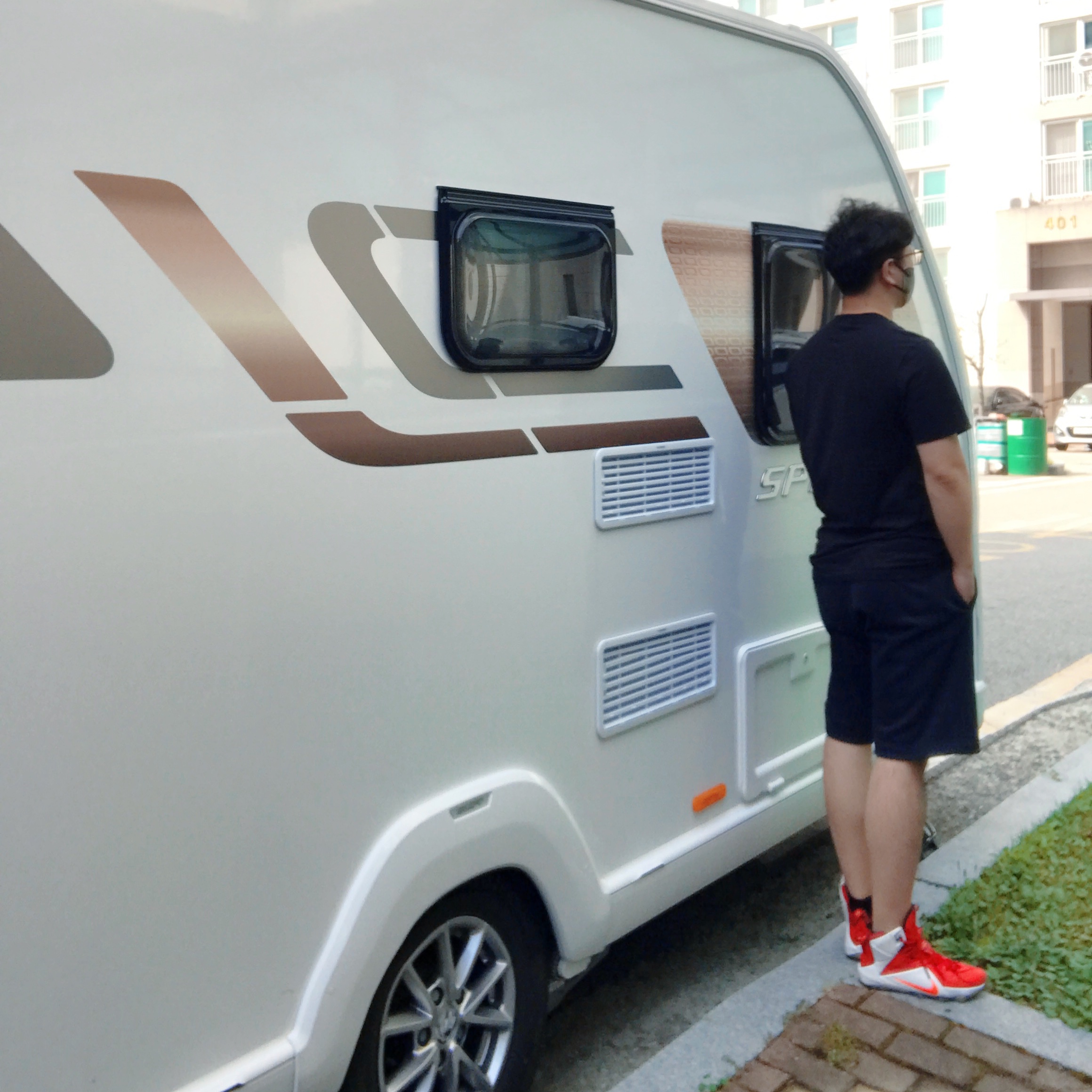 Nike LeBron 12 Heart of a Lion 착용 스타일
