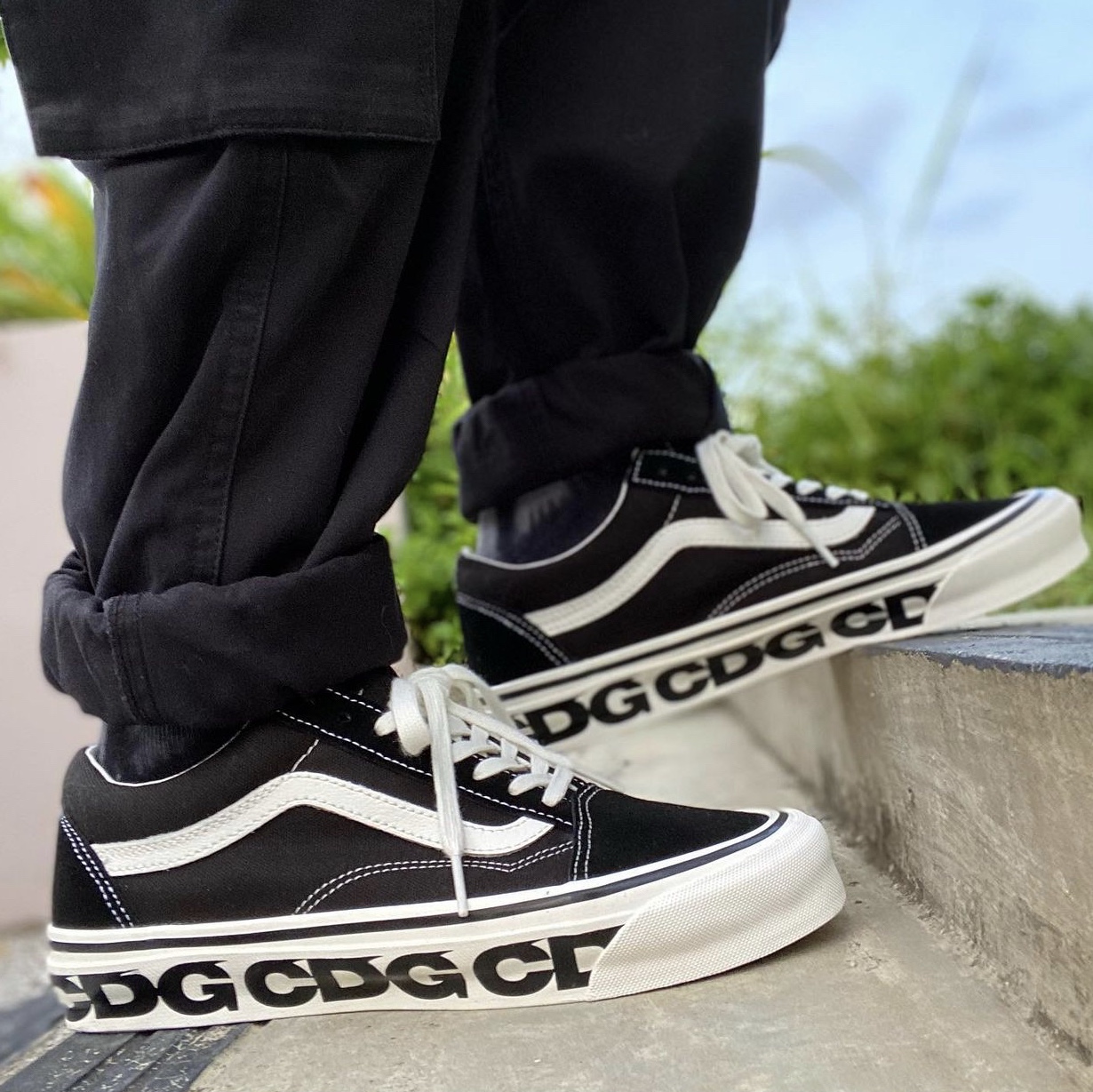 Vans Vault x CDG OG Old Skool LX Side Wall 착용 스타일 - 2