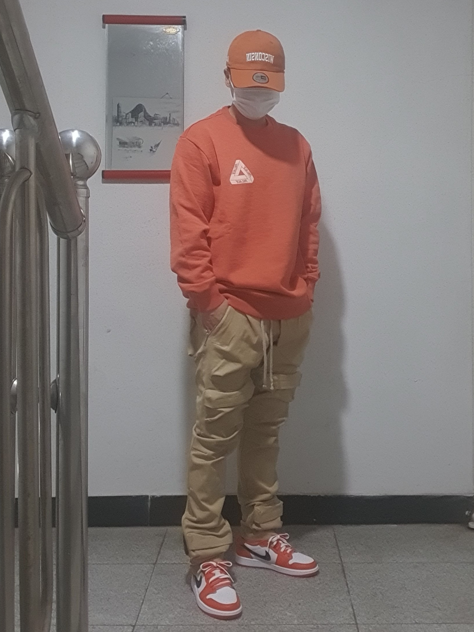 (W) Jordan 1 Low OG Starfish, Palace Slub Crew Orange - 21FW 착용 스타일