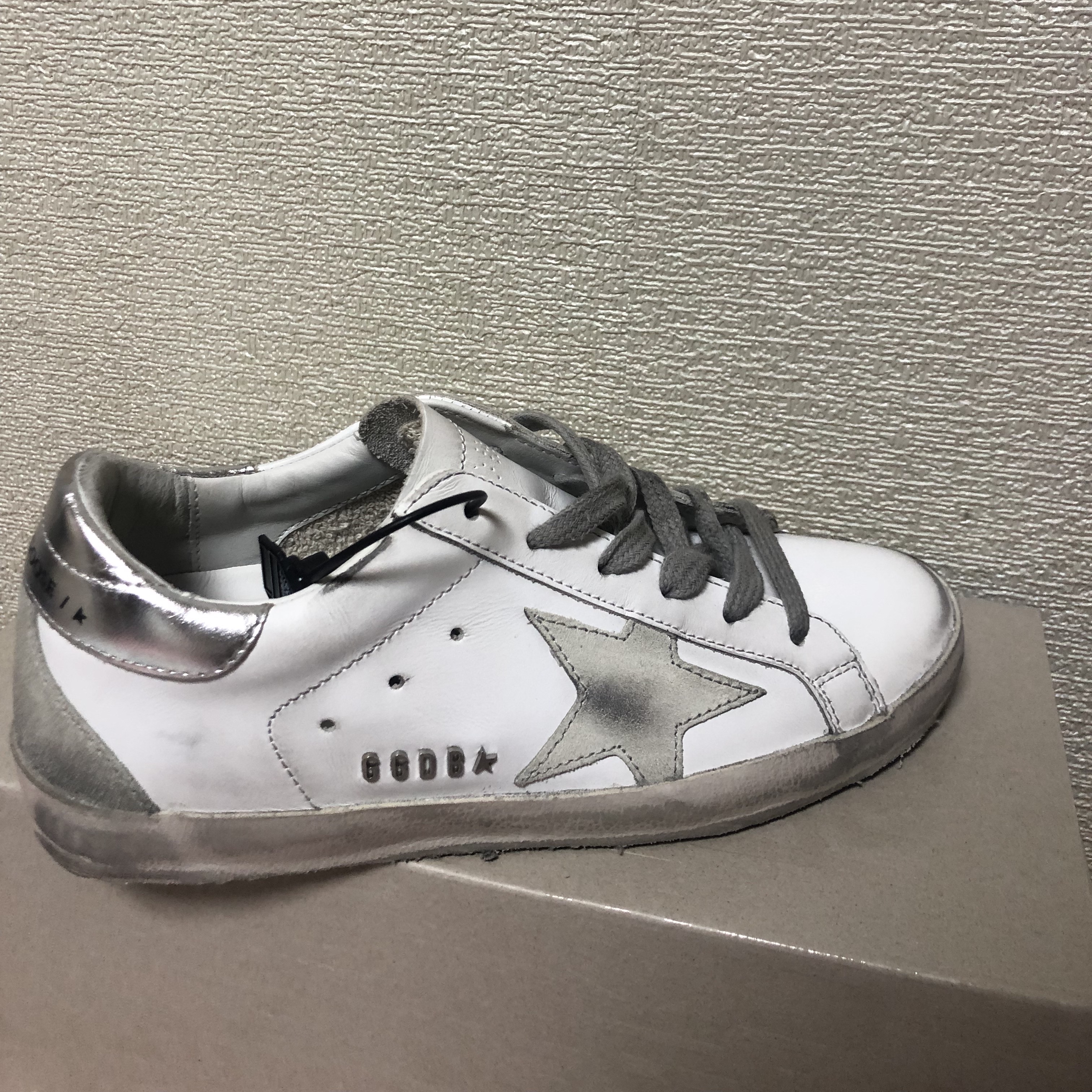 (W) Golden Goose Superstar White Silver Heel Tab Sneakers ์ฐฉ์ฉ ์คํ์ผ - 1