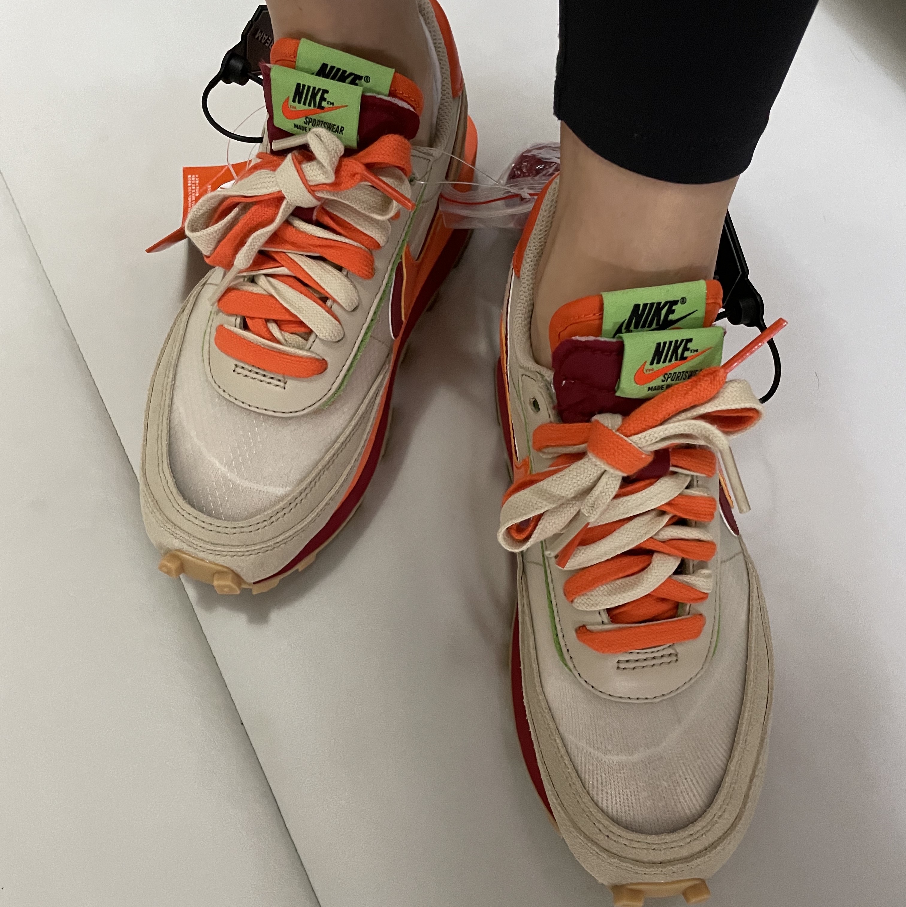 Nike x Sacai x Clot LDWaffle Orange Blaze 착용 스타일 - 2