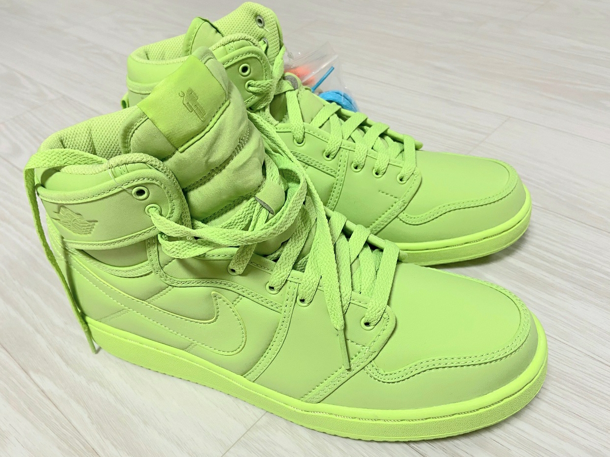 (W) Jordan 1 x Billie Eilish KO SP Lime Green 착용 스타일 - 1