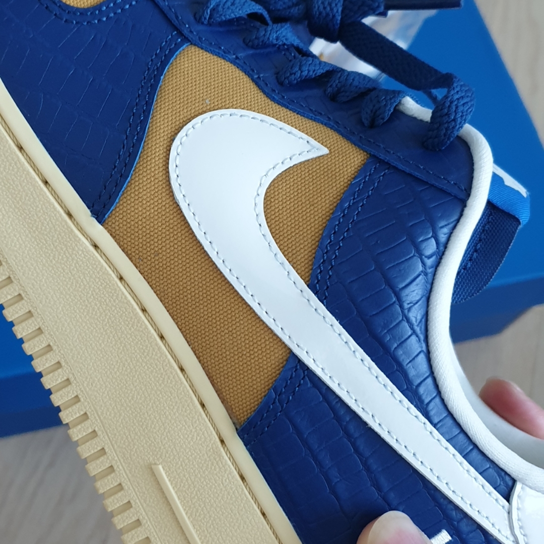 Nike x Undefeated Air Force 1 Low SP 5 On It Court Blue 착용 스타일 - 2