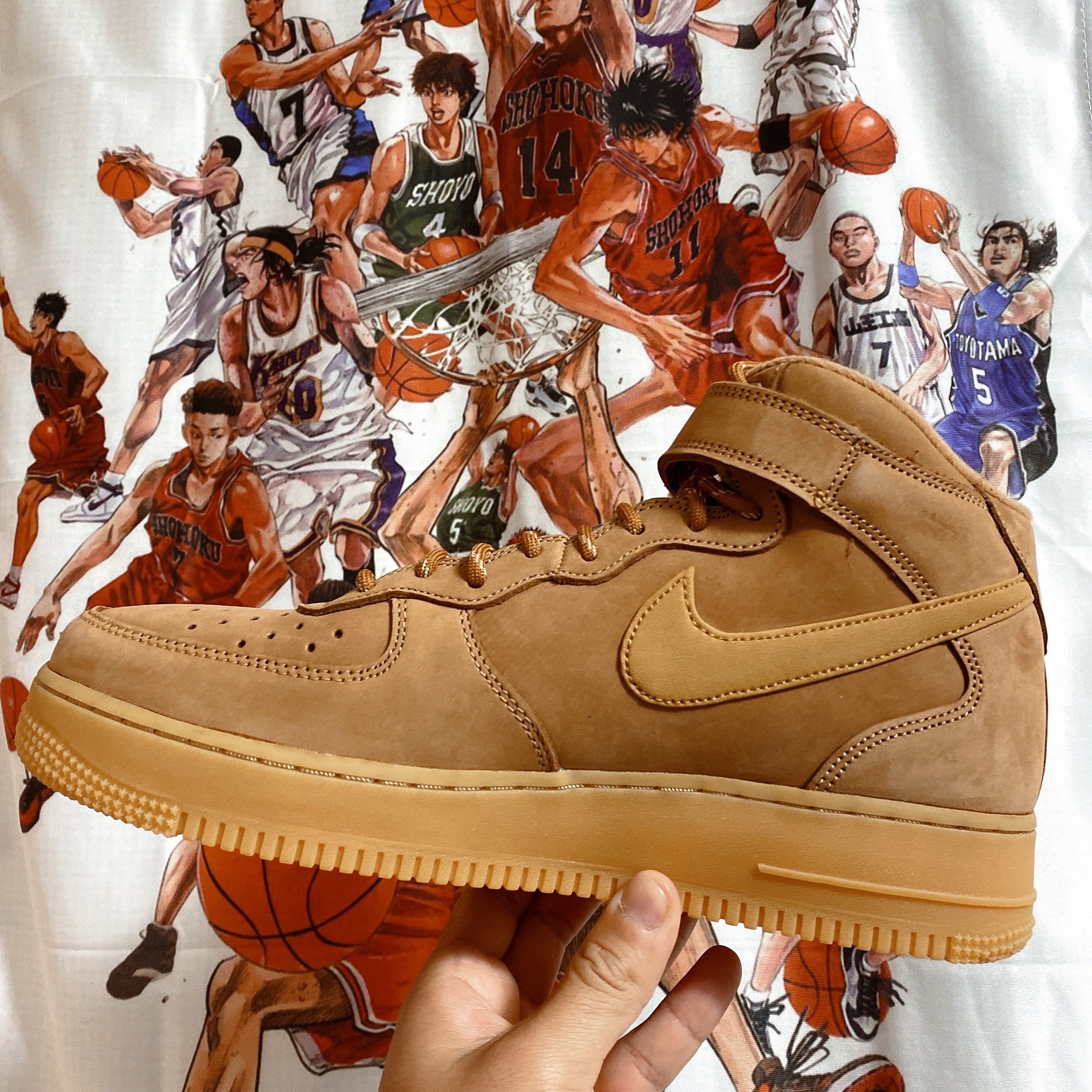 Nike Air Force 1 Mid '07 WB Flax 착용 스타일