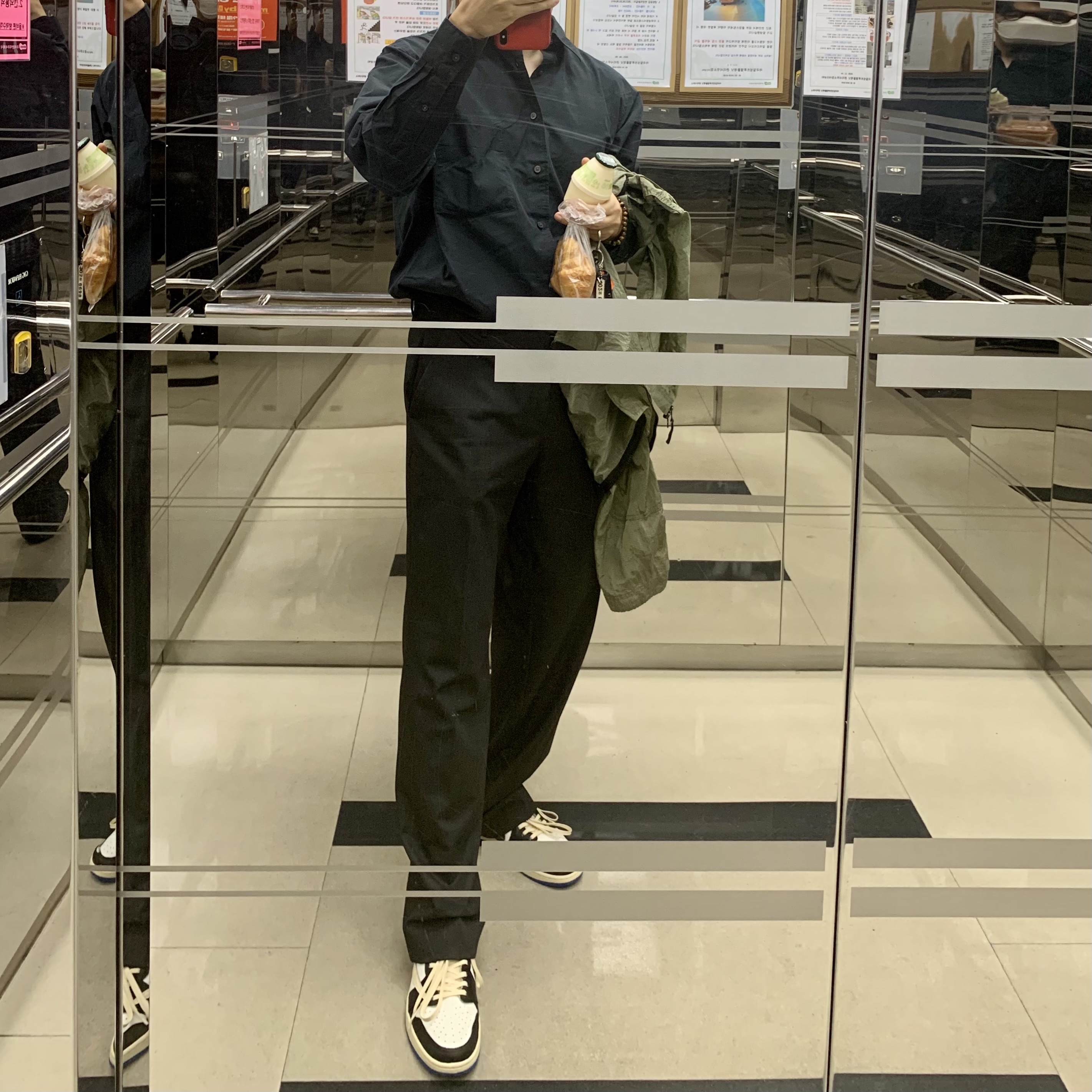 Jordan 1 x Travis Scott x Fragment Retro Low OG SP Military Blue 착용 스타일