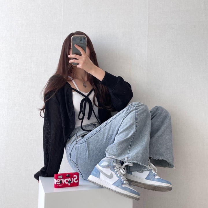 (GS) Jordan 1 Retro High OG Hyper Royal, Supreme Yashica MF-1 Camera Red - 21SS 착용 스타일