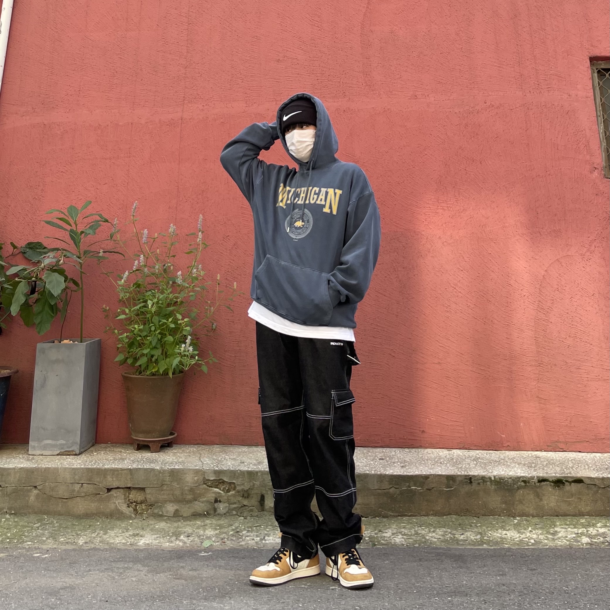 Jordan 1 Retro High Rookie of the Year, Nike x Stussy Cuff Beanie Black 착용 스타일
