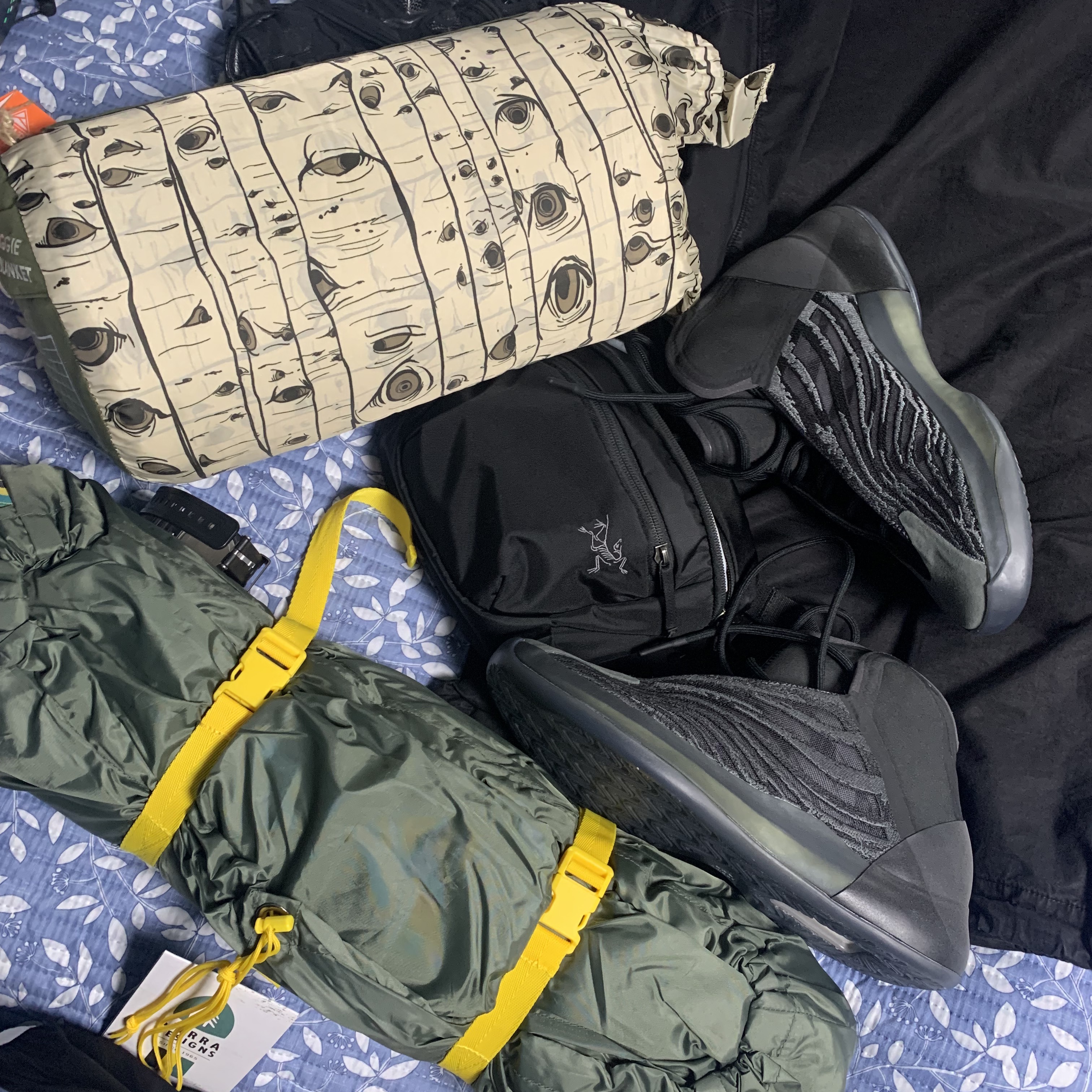 Adidas Yeezy QNTM Onyx 착용 스타일