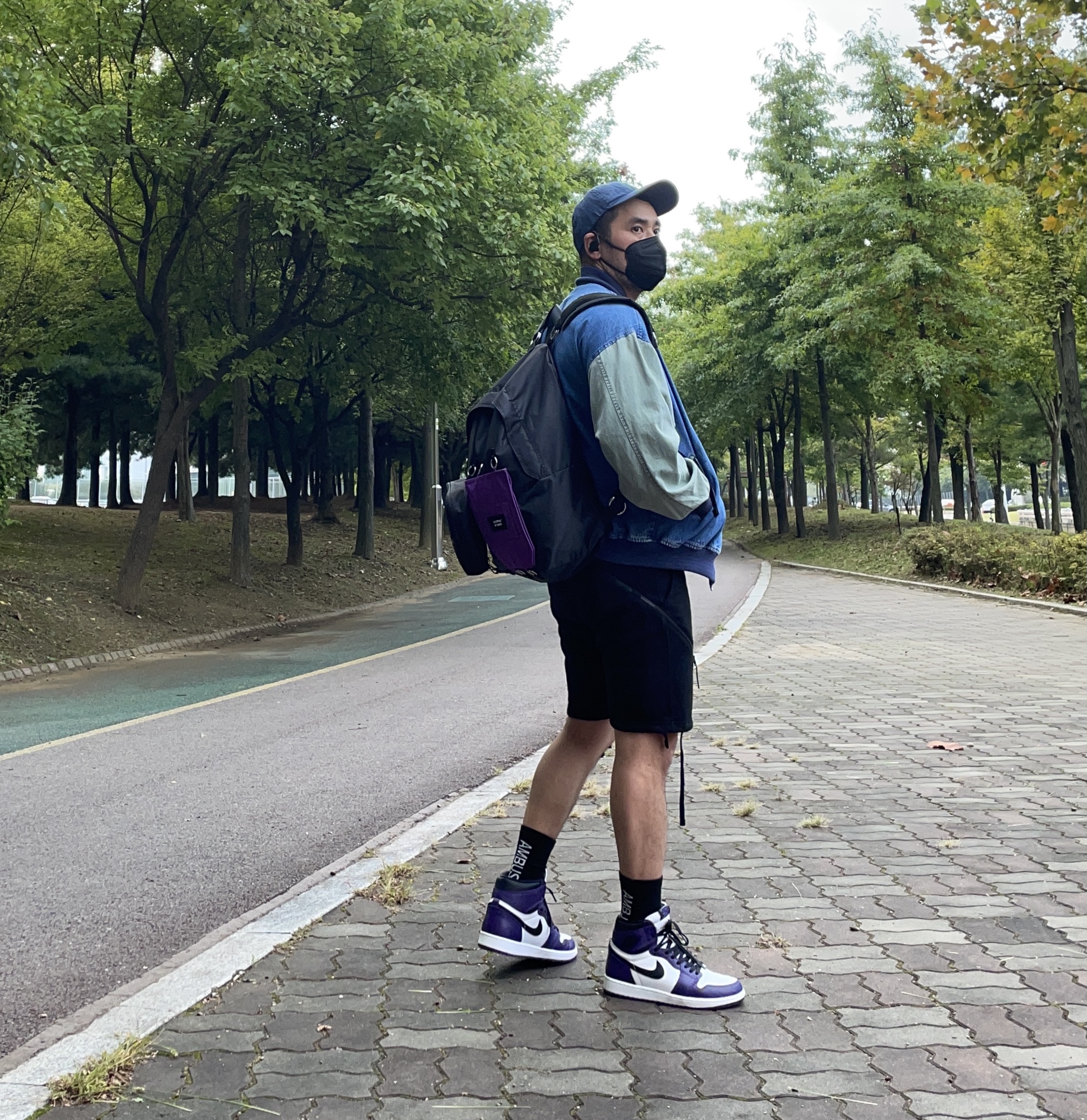 Jordan 1 Retro High OG Court Purple 2020 착용 스타일 - 3