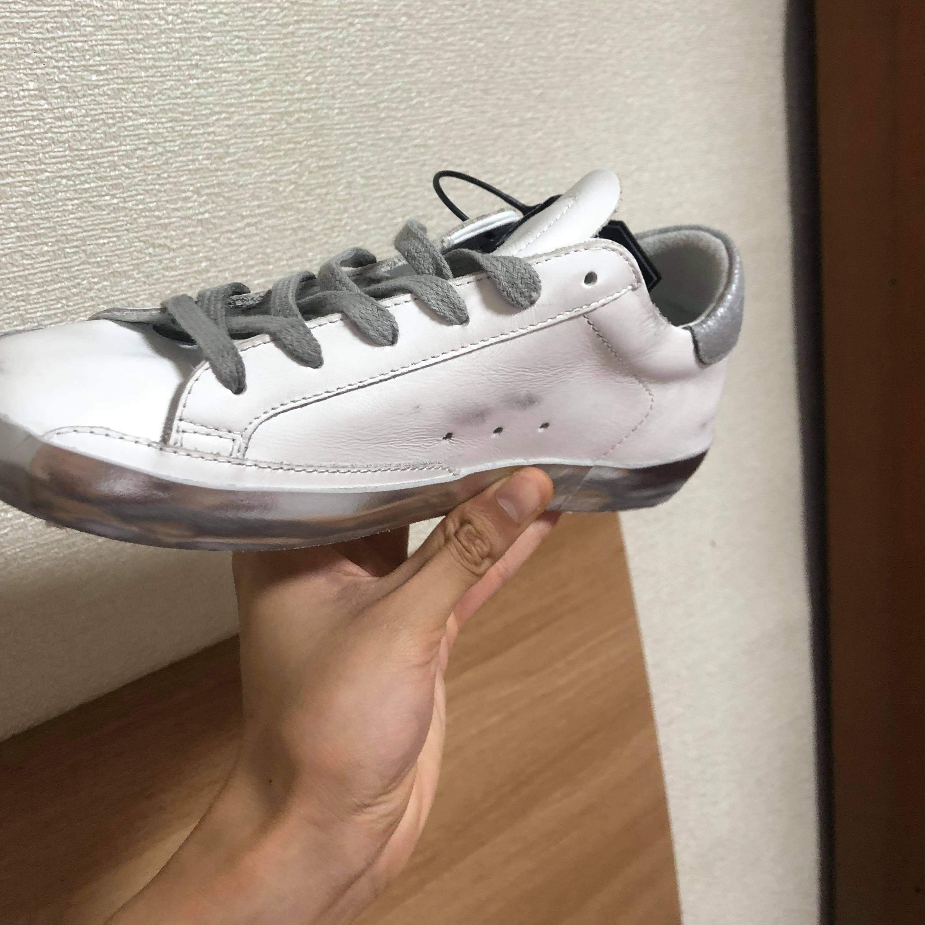 Golden Goose Superstar White Silver Heel Tab Sneakers ์ฐฉ์ฉ ์คํ์ผ - 3