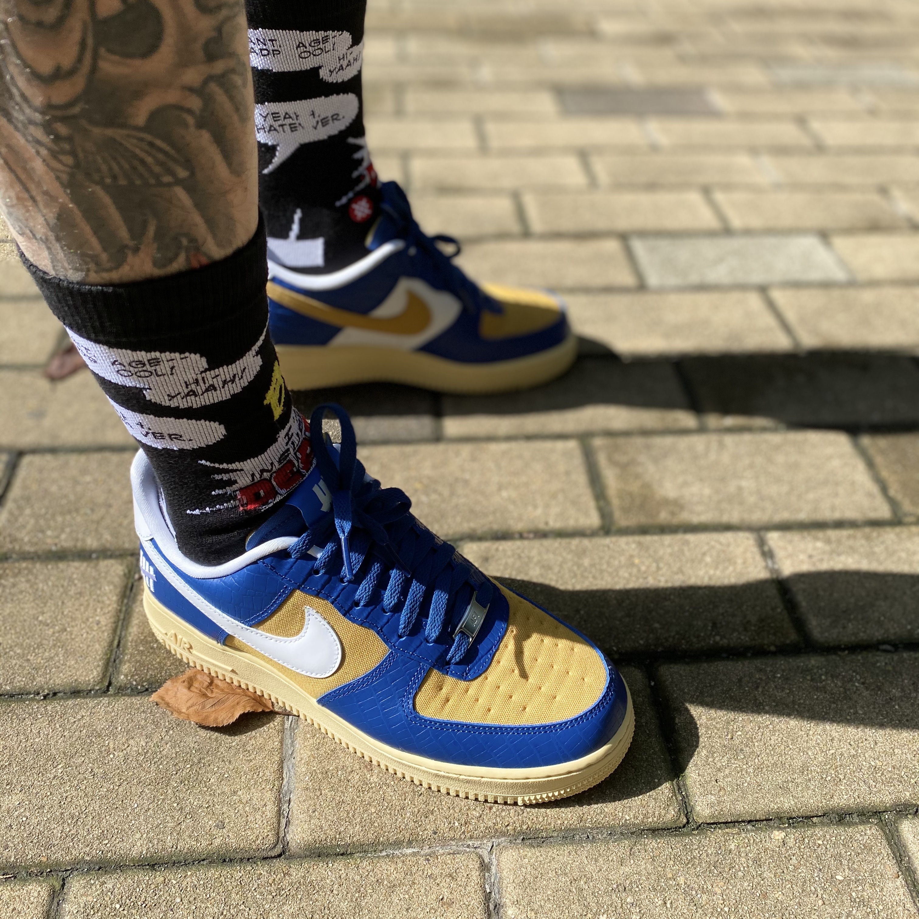 Nike x Undefeated Air Force 1 Low SP 5 On It Court Blue 착용 스타일 - 2
