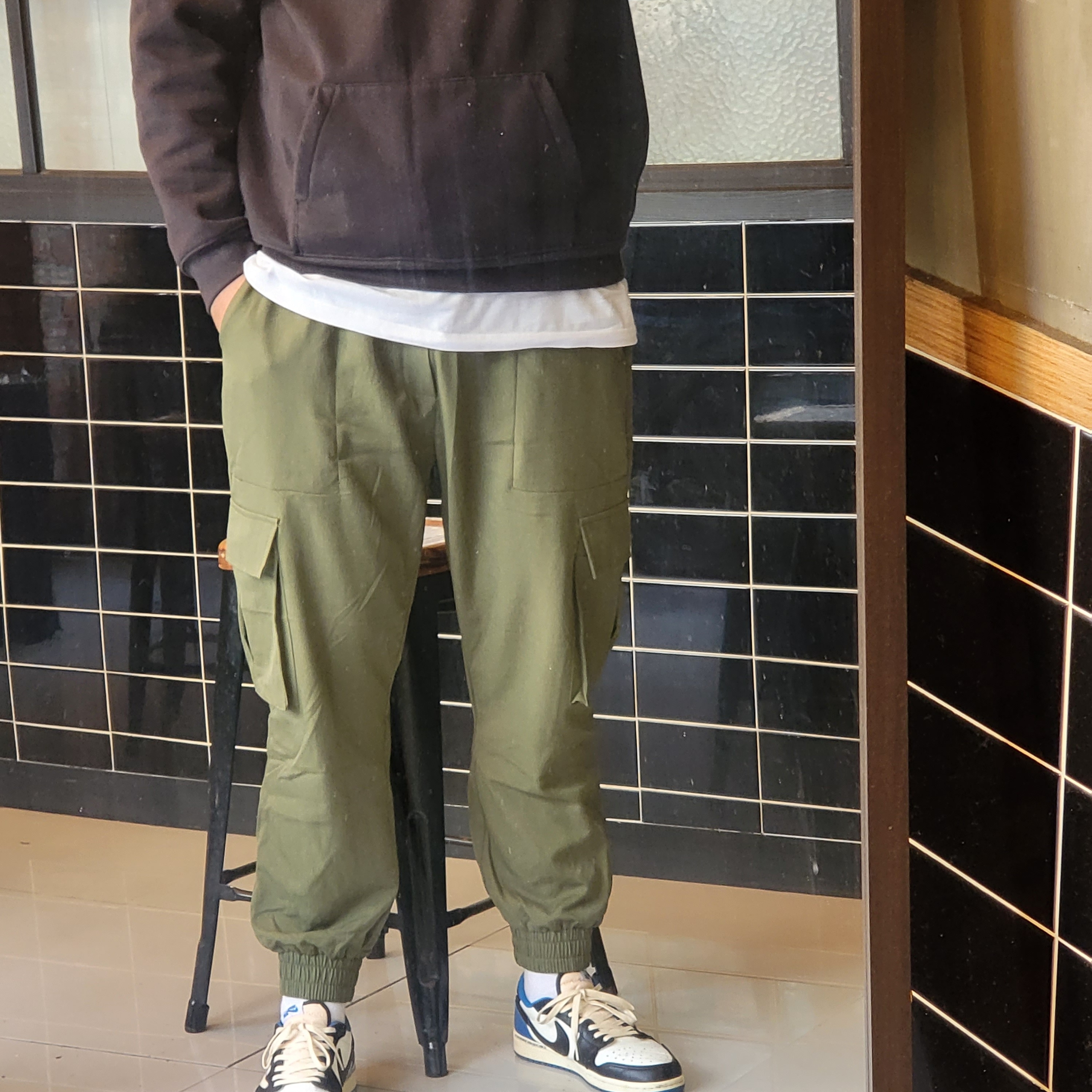 Jordan 1 x Travis Scott x Fragment Retro Low OG SP Military Blue 착용 스타일